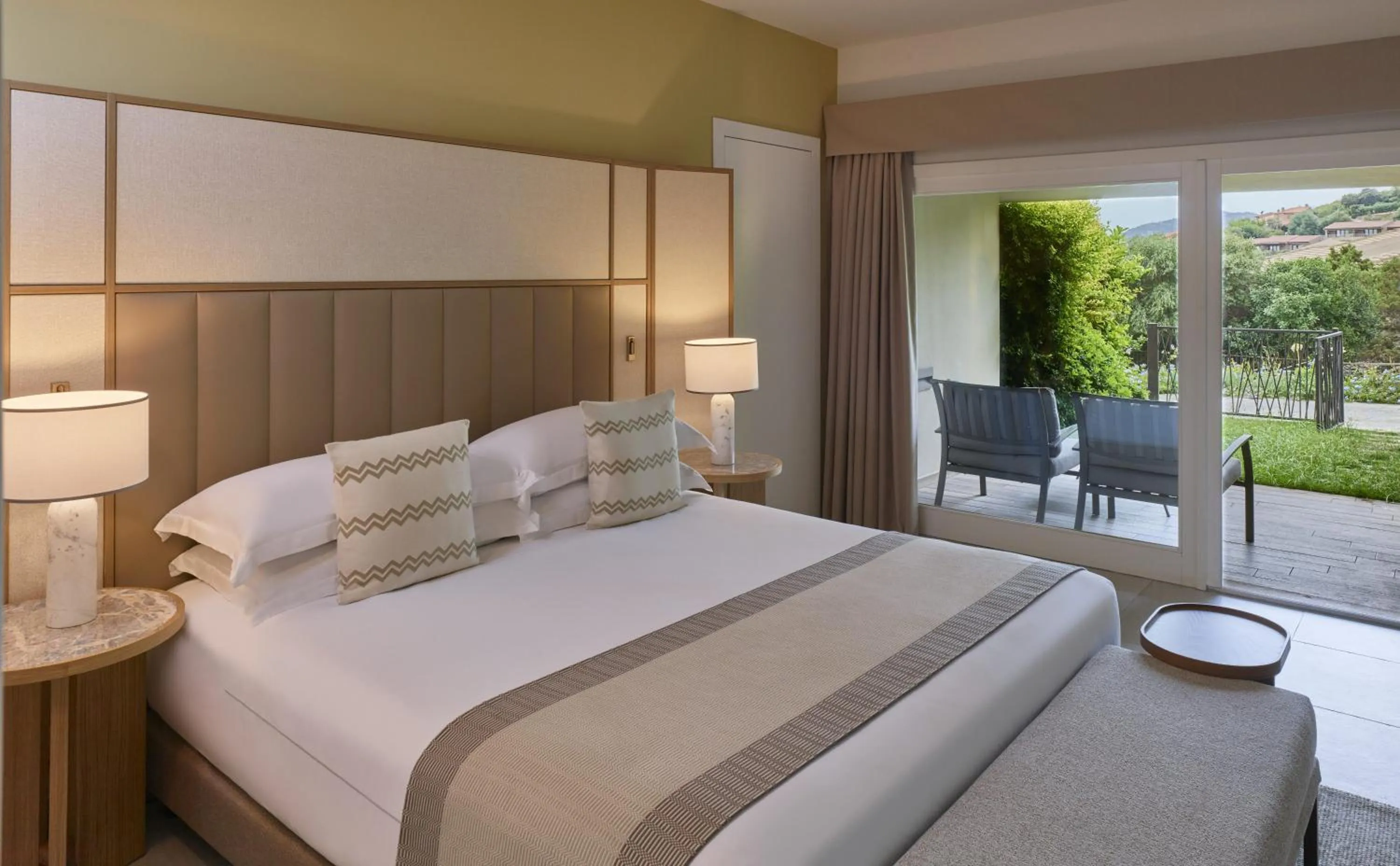 Deluxe King Room - Disability Access in Conrad Chia Laguna Sardinia