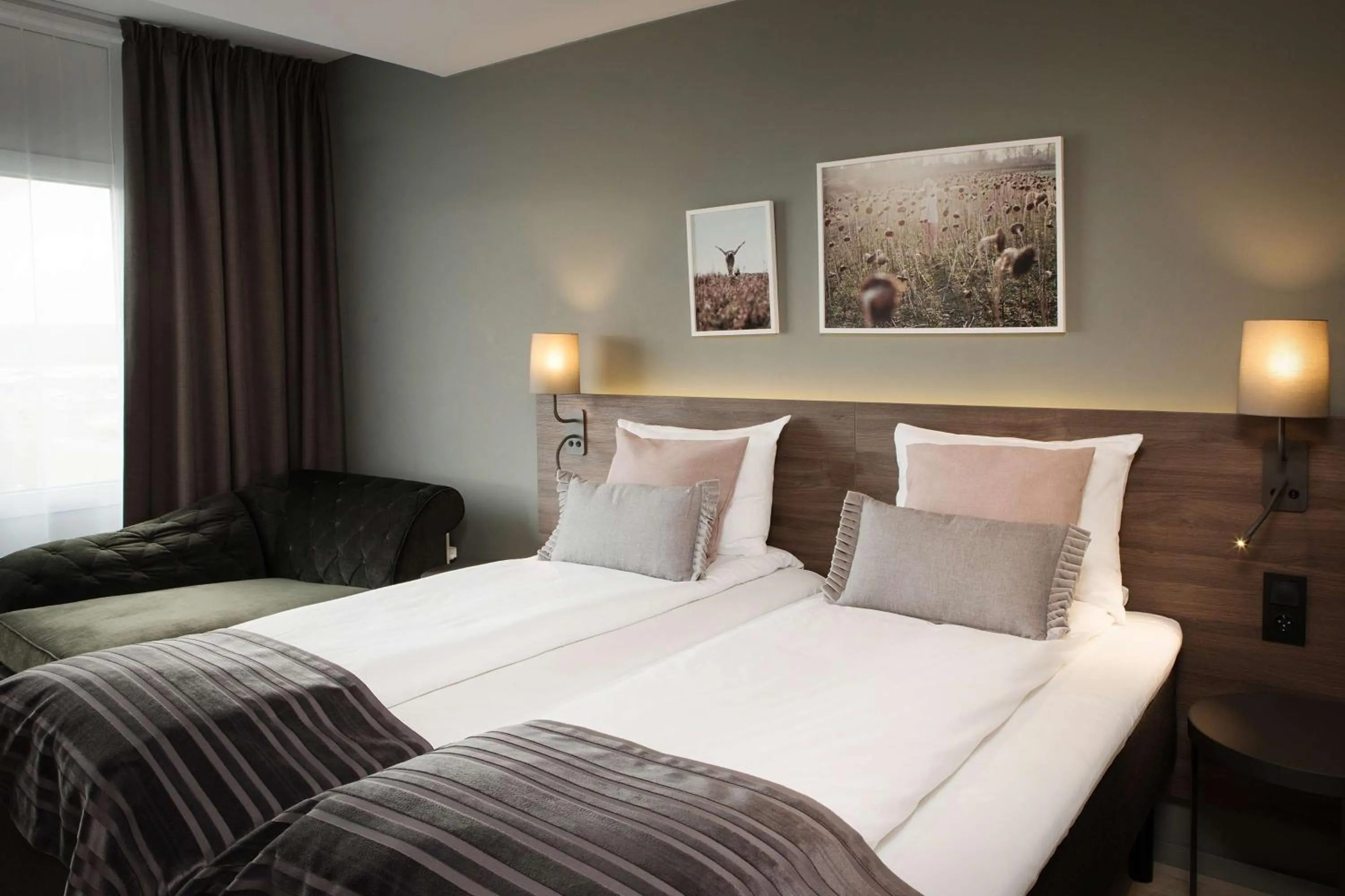 Superior Twin Room with Sea View in Scandic Hell