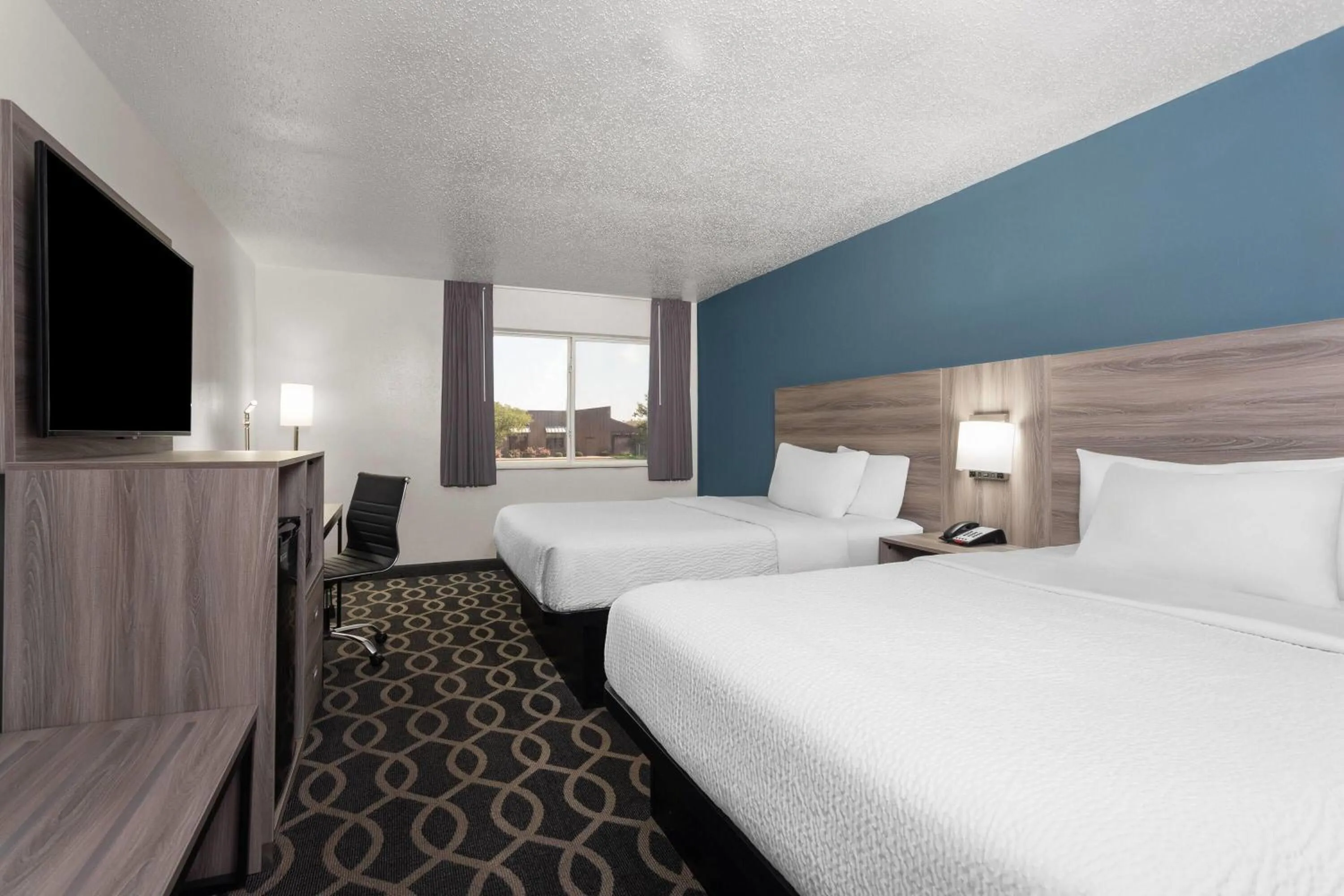Queen Room with Two Queen Beds - Non-Smoking in Baymont by Wyndham Piqua