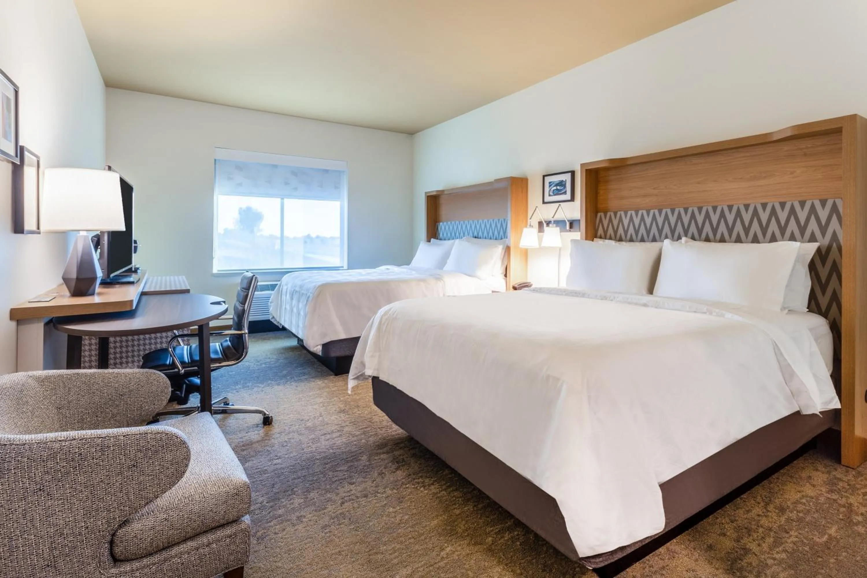 Standard Room with Two Queen Beds in Holiday Inn & Suites Cedar Falls-Waterloo Event Ctr by IHG