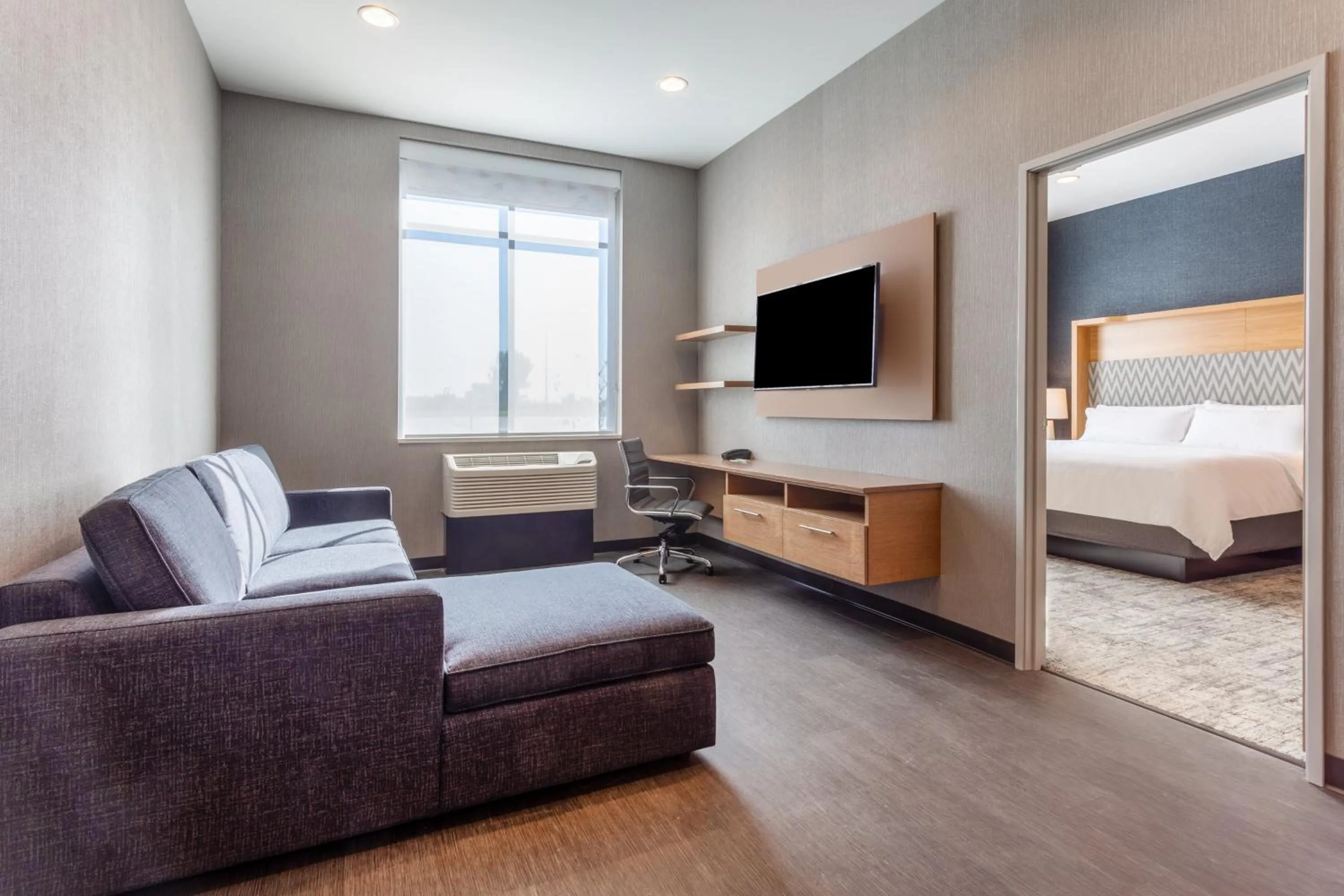 One-Bedroom King Suite in Holiday Inn & Suites Cedar Falls-Waterloo Event Ctr by IHG