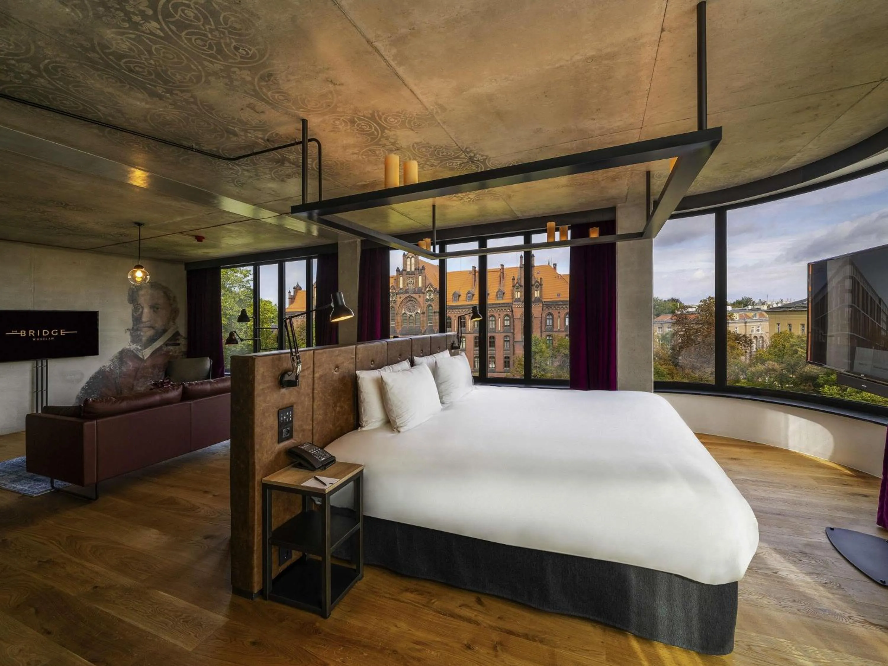 Executive Suite in The Bridge Wroclaw - MGallery