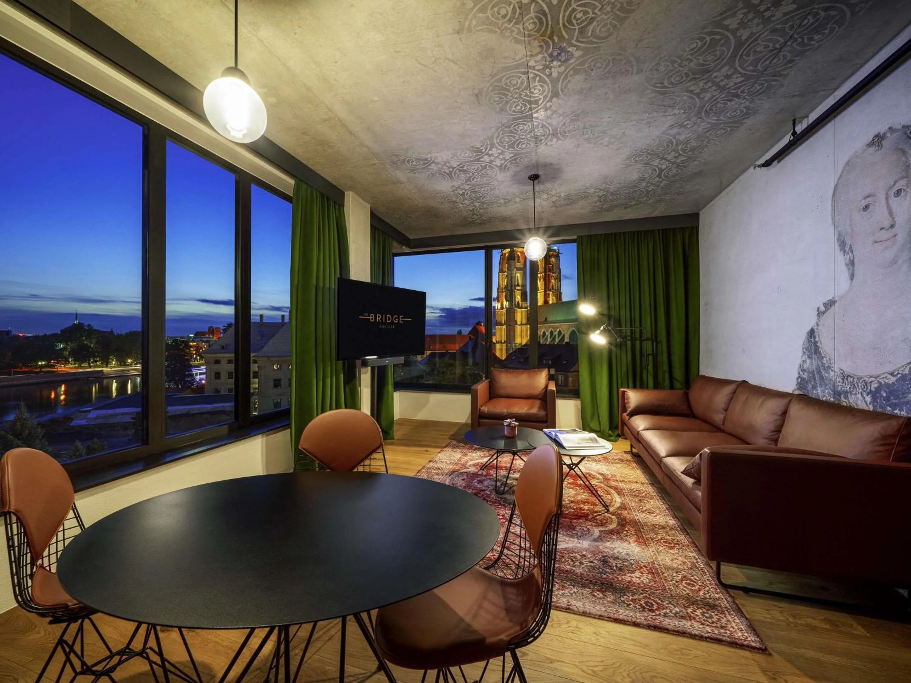 Prime Minister Suite in The Bridge Wroclaw - MGallery