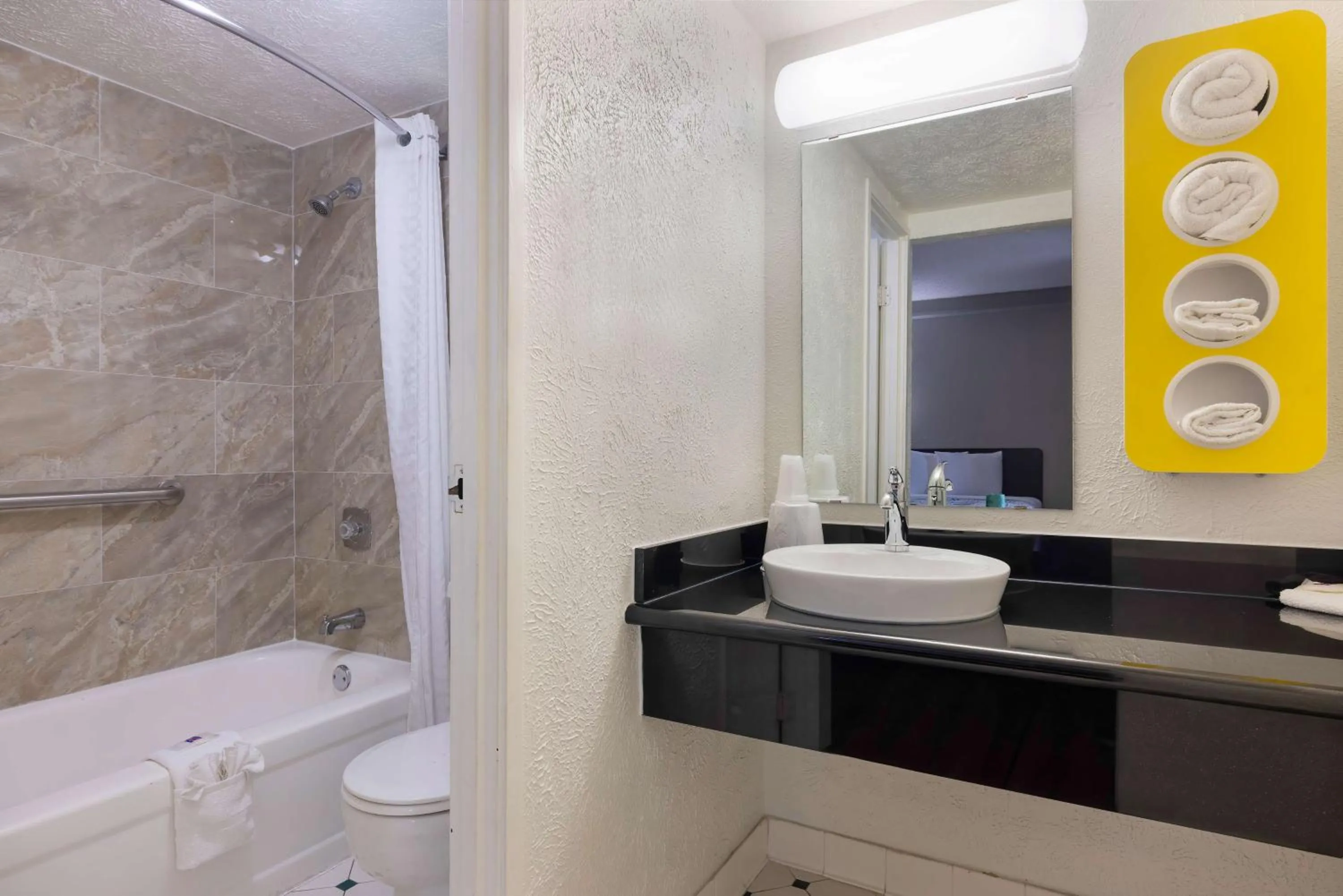 Triple Room - Non-Smoking in Motel 6-Beaumont, TX