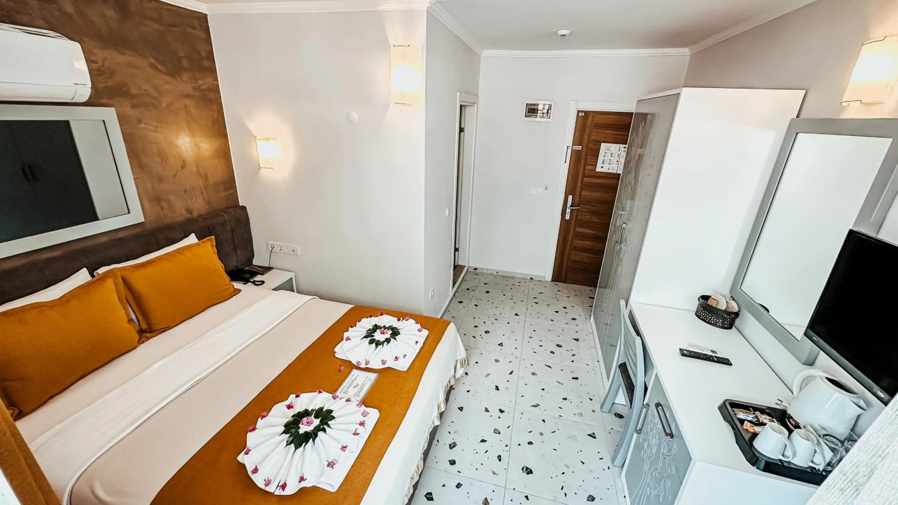 Junior Suite with Balcony in Tonoz Beach Hotel