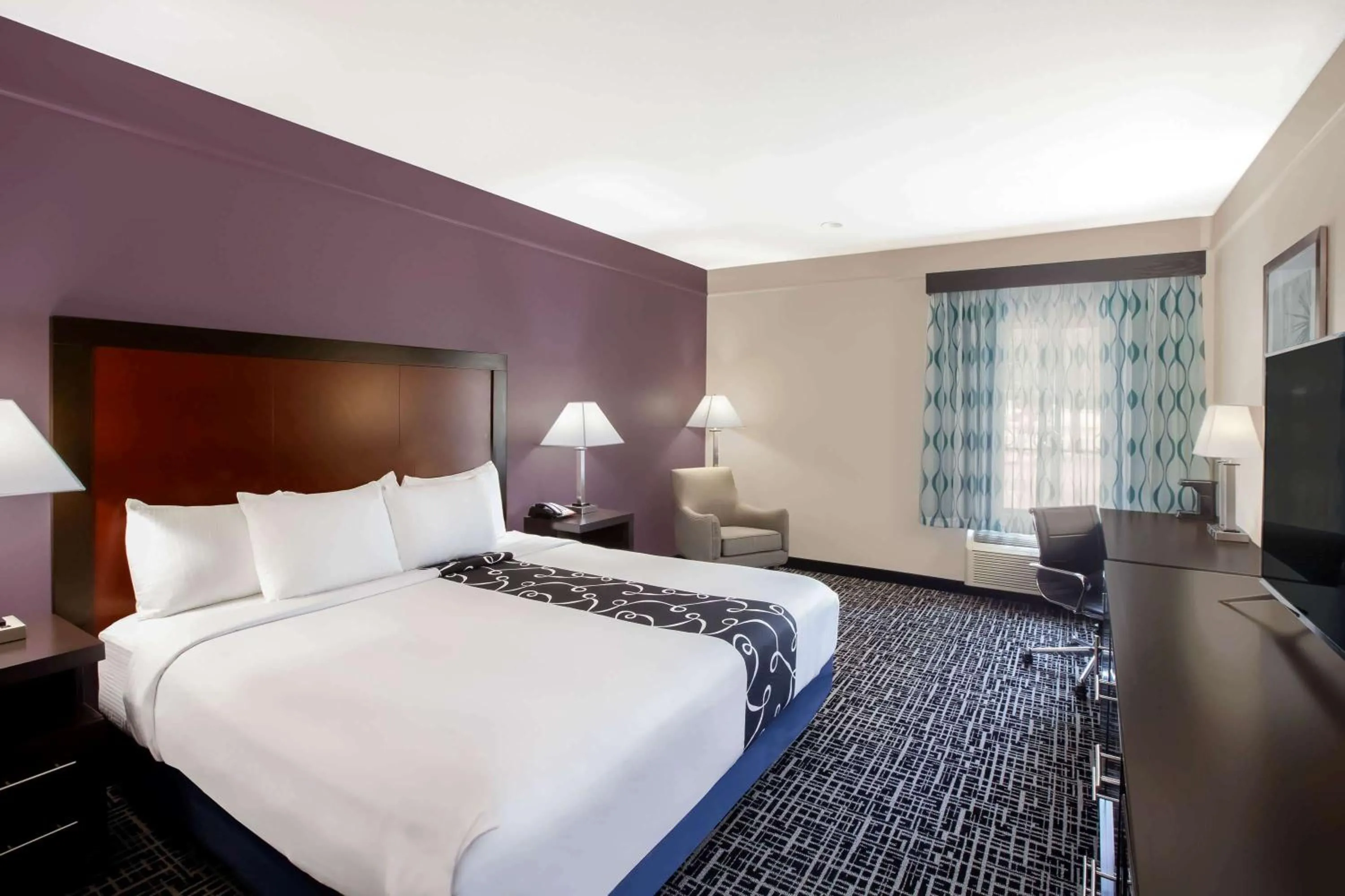 Deluxe King Room in La Quinta by Wyndham Lubbock North