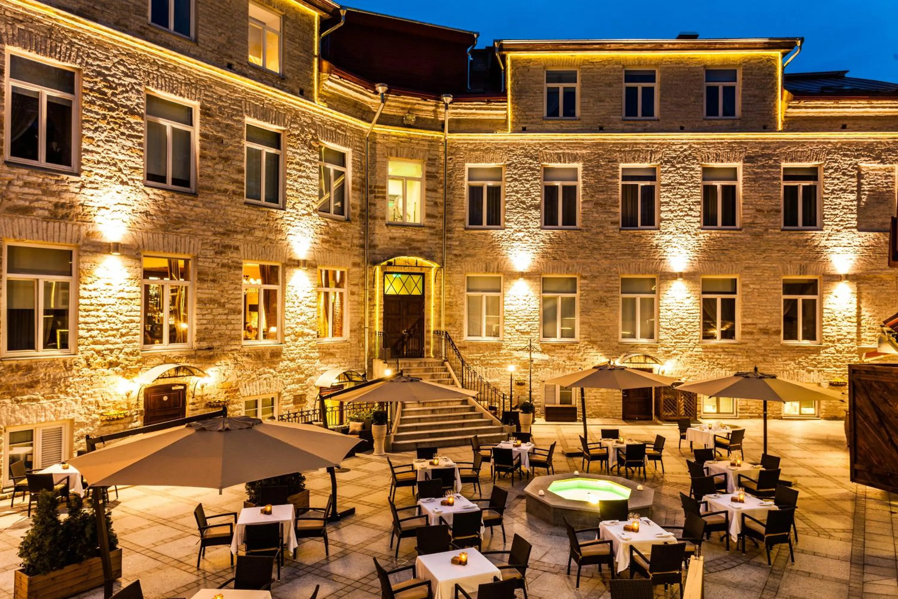 Zen Deluxe Junior Suite with SPA Bath in The von Stackelberg Hotel Tallinn