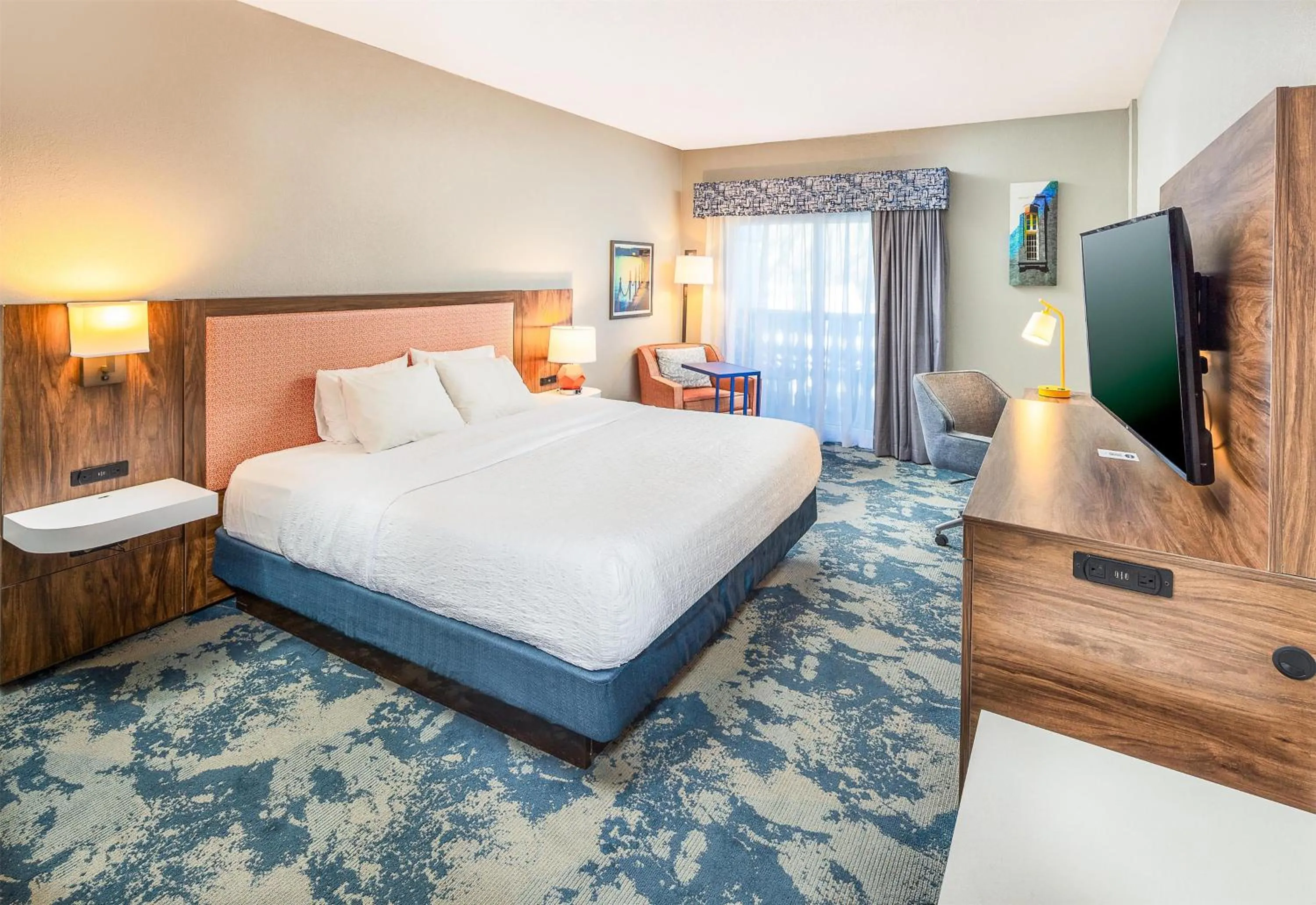 King Suite with Sofa Bed in Hampton Inn & Suites St. Augustine-Vilano Beach
