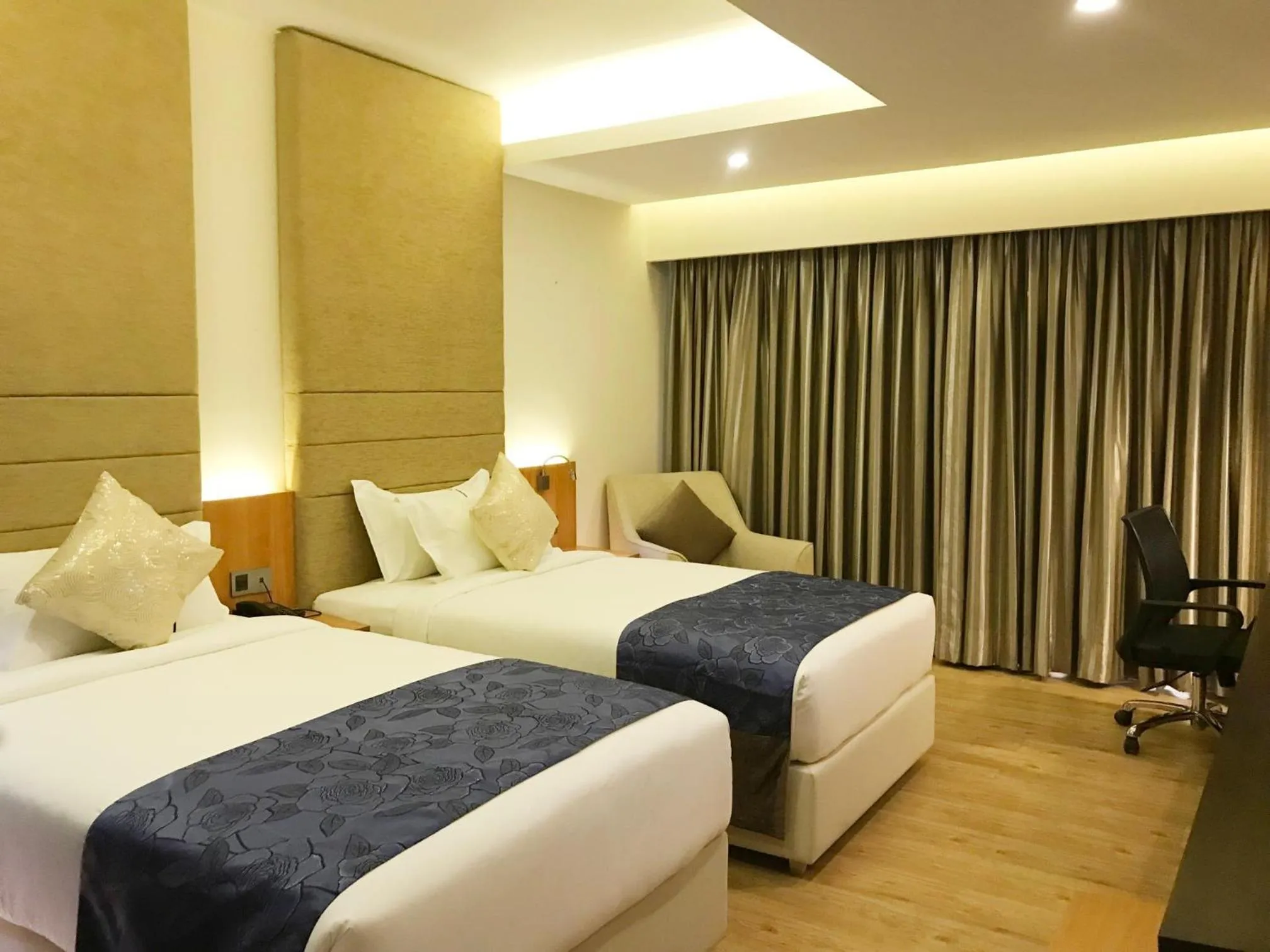Economy Twin Room in Days Hotel Dhaka