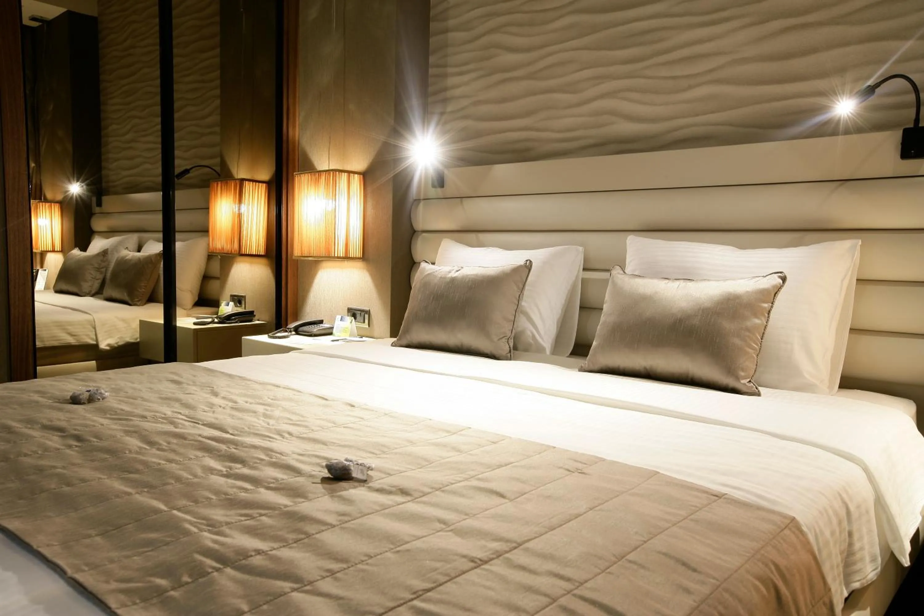 Single Suite in RYS Hotel