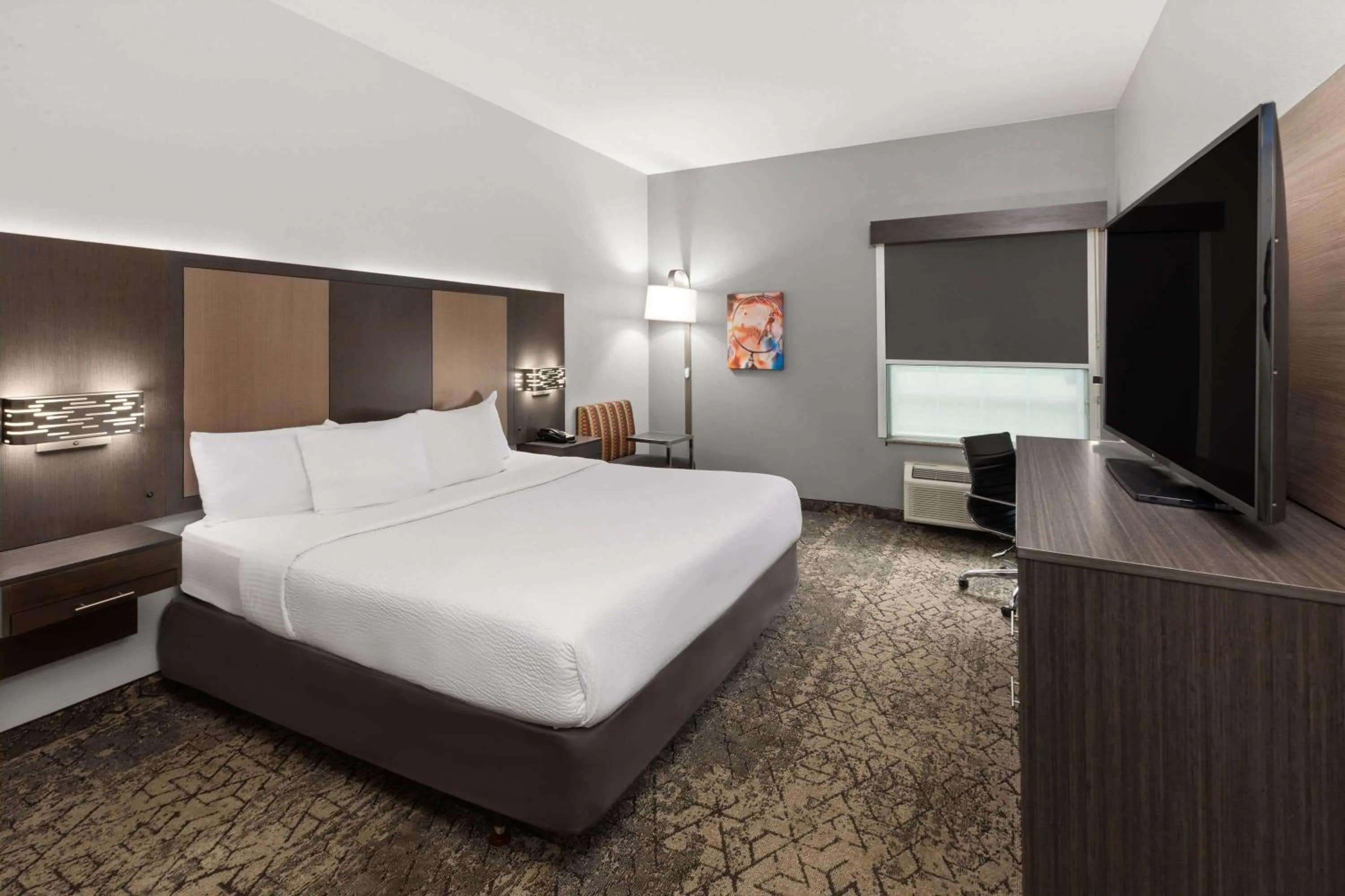 King Room - Disability Access in La Quinta by Wyndham McAlester