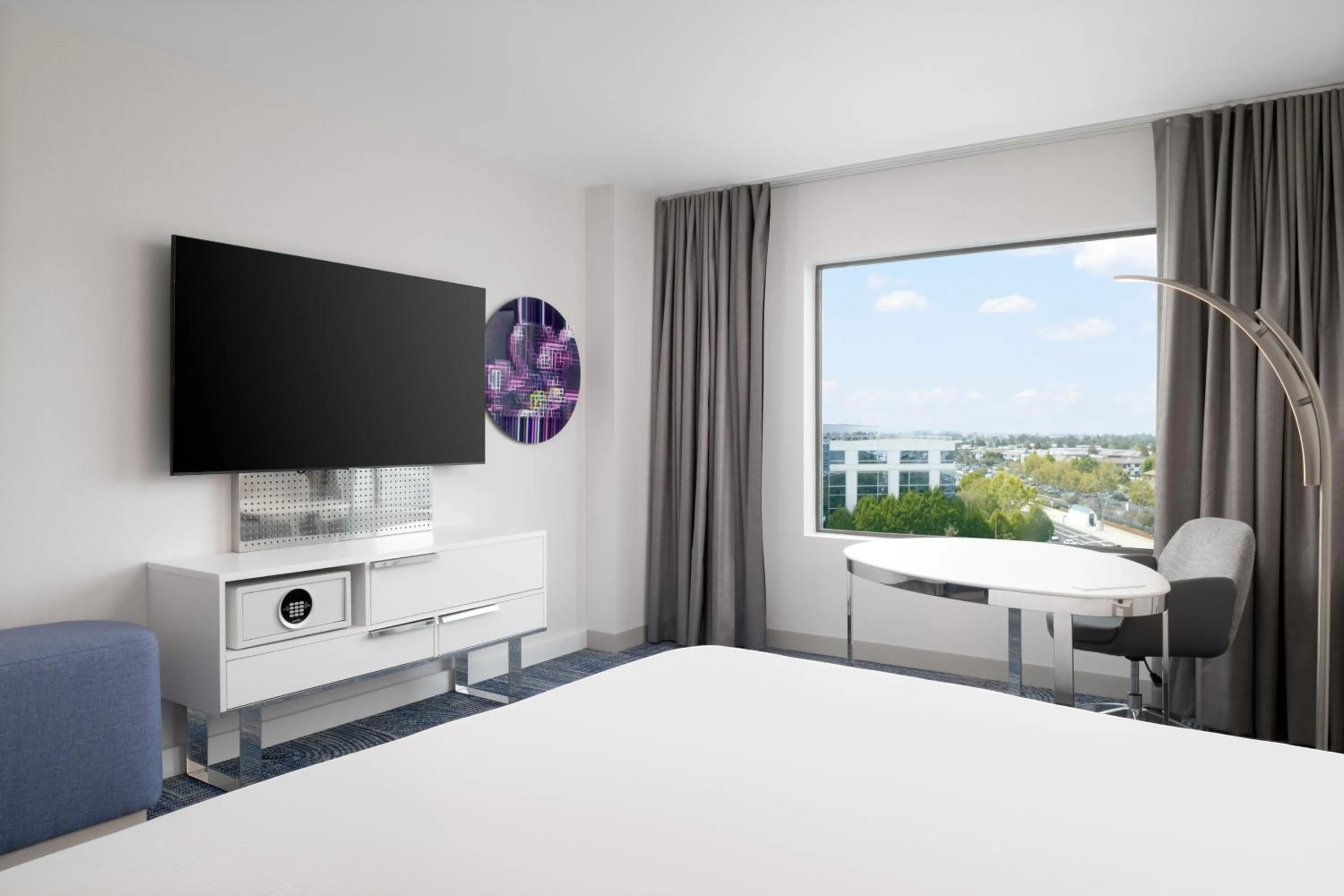 Superior One King Bed with City View in Hilton Santa Clara