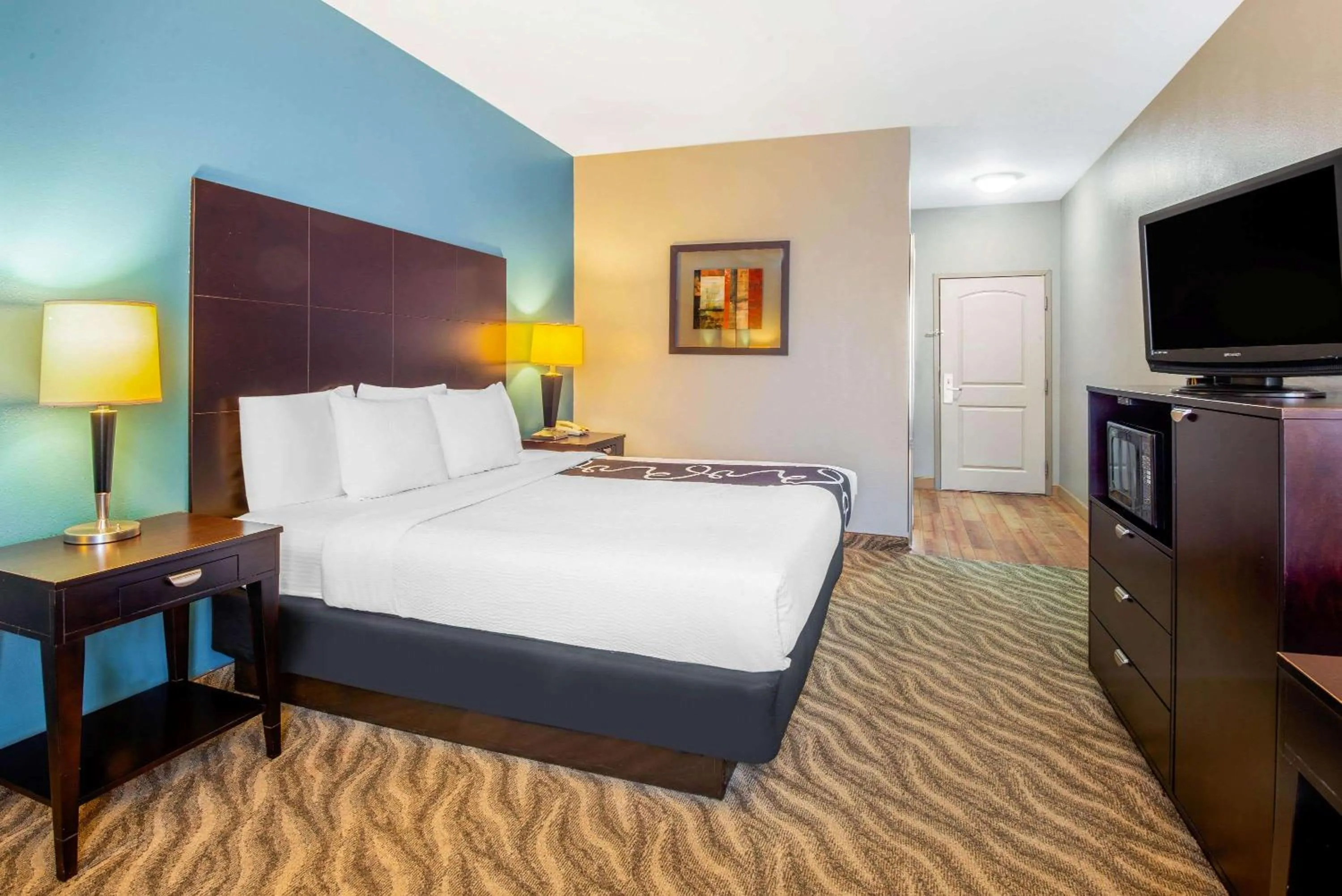 Deluxe King Room in La Quinta by Wyndham Glen Rose