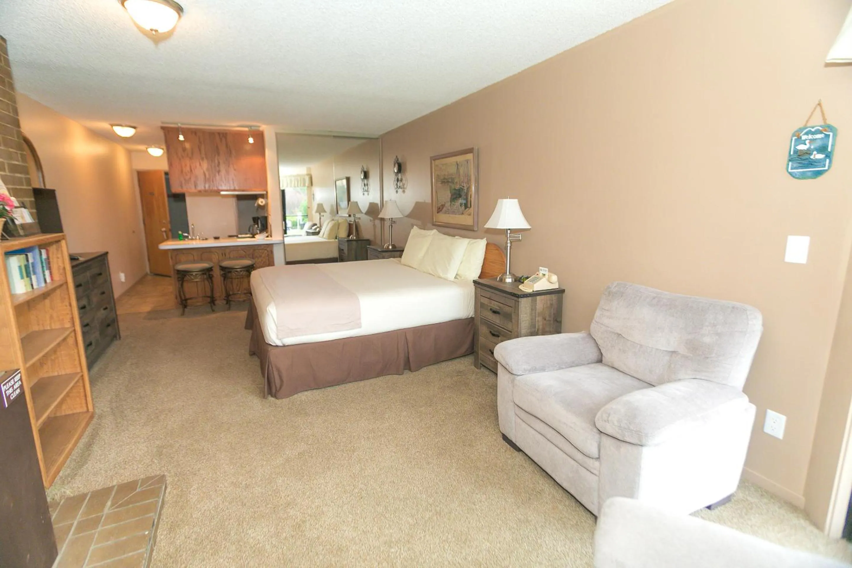 Studio Apartment-102 in Grey Gull