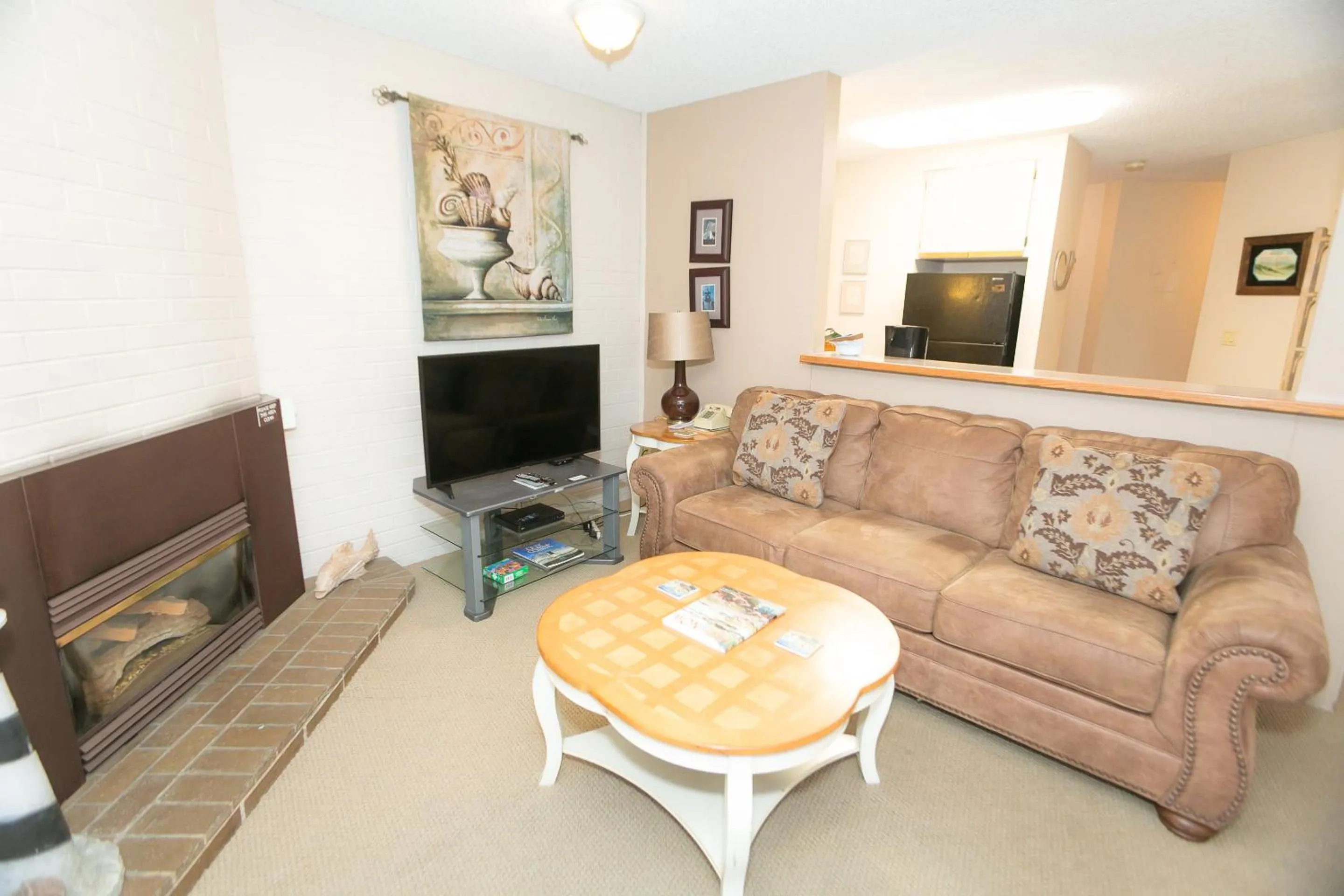 Deluxe One Bedroom Apartment  - 112 in Grey Gull