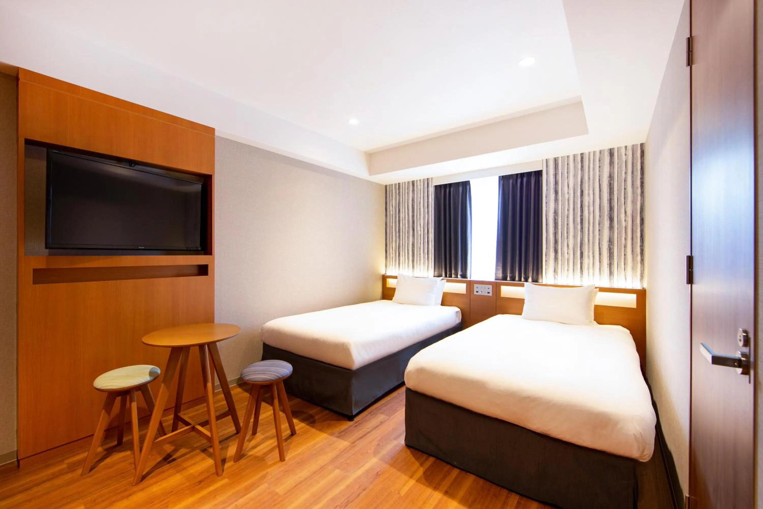 Standard Twin Room - Non-Smoking in karaksa hotel grande Shin-Osaka Tower