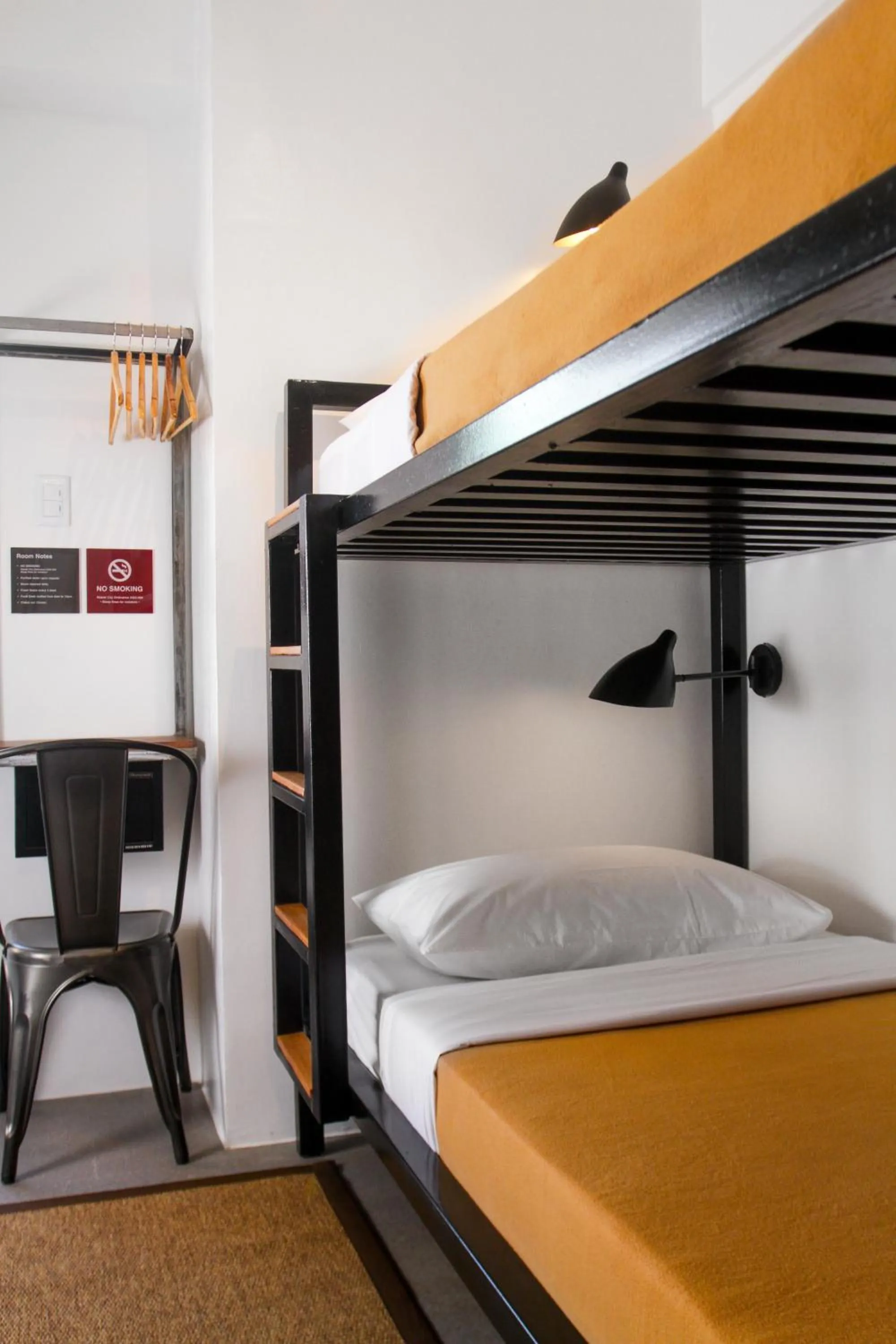 Twin Room in Gomez House