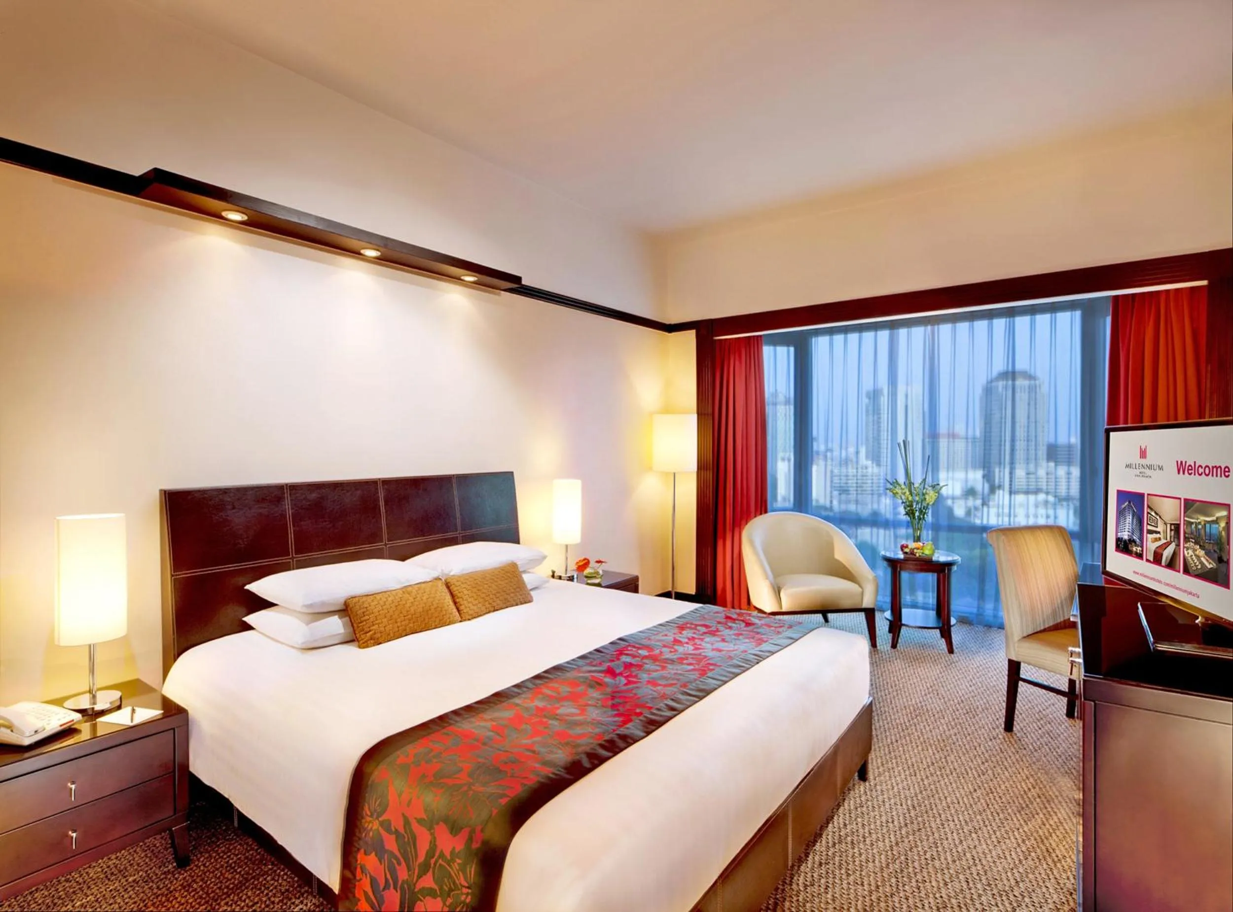 Deluxe King  in Millennium Hotel Sirih Jakarta