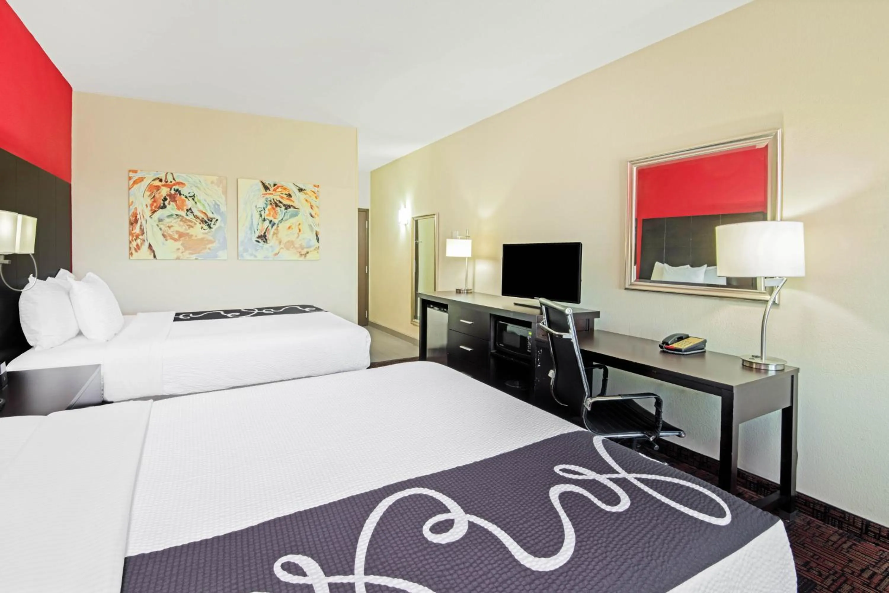 2 Queen Beds, Mobility/Hearing Impaired Accessible Room, Non-Smoking in La Quinta by Wyndham Elk City