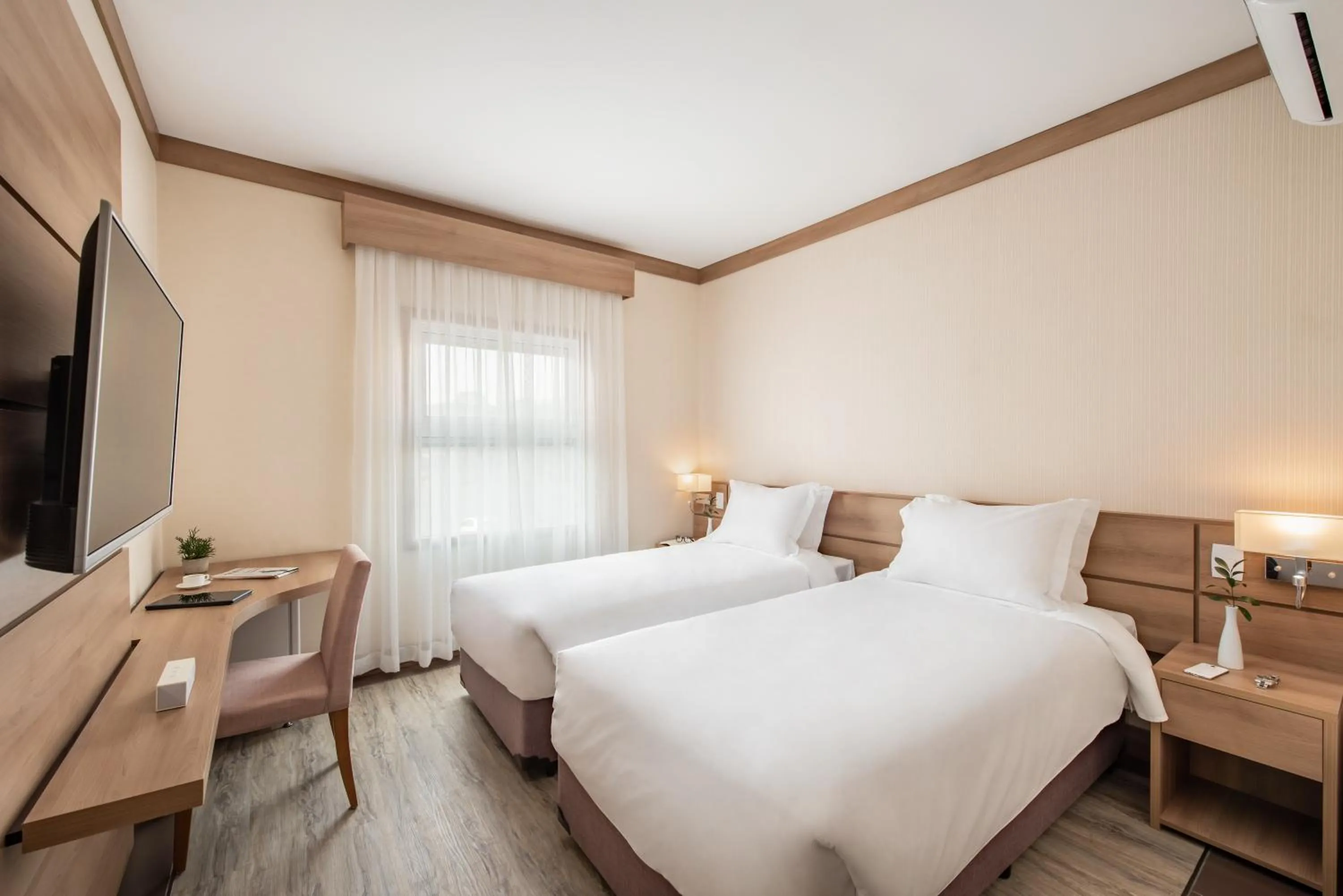Deluxe Twin Room - single occupancy in Intercity Itupeva