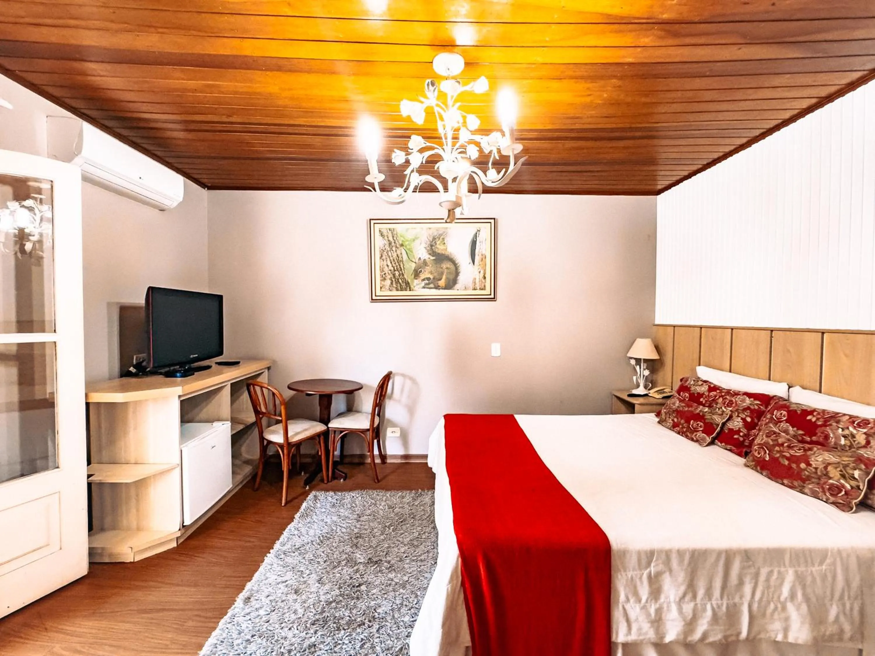 Queen Room with Balcony in VELINN Pousada Chateau do Luar Prime