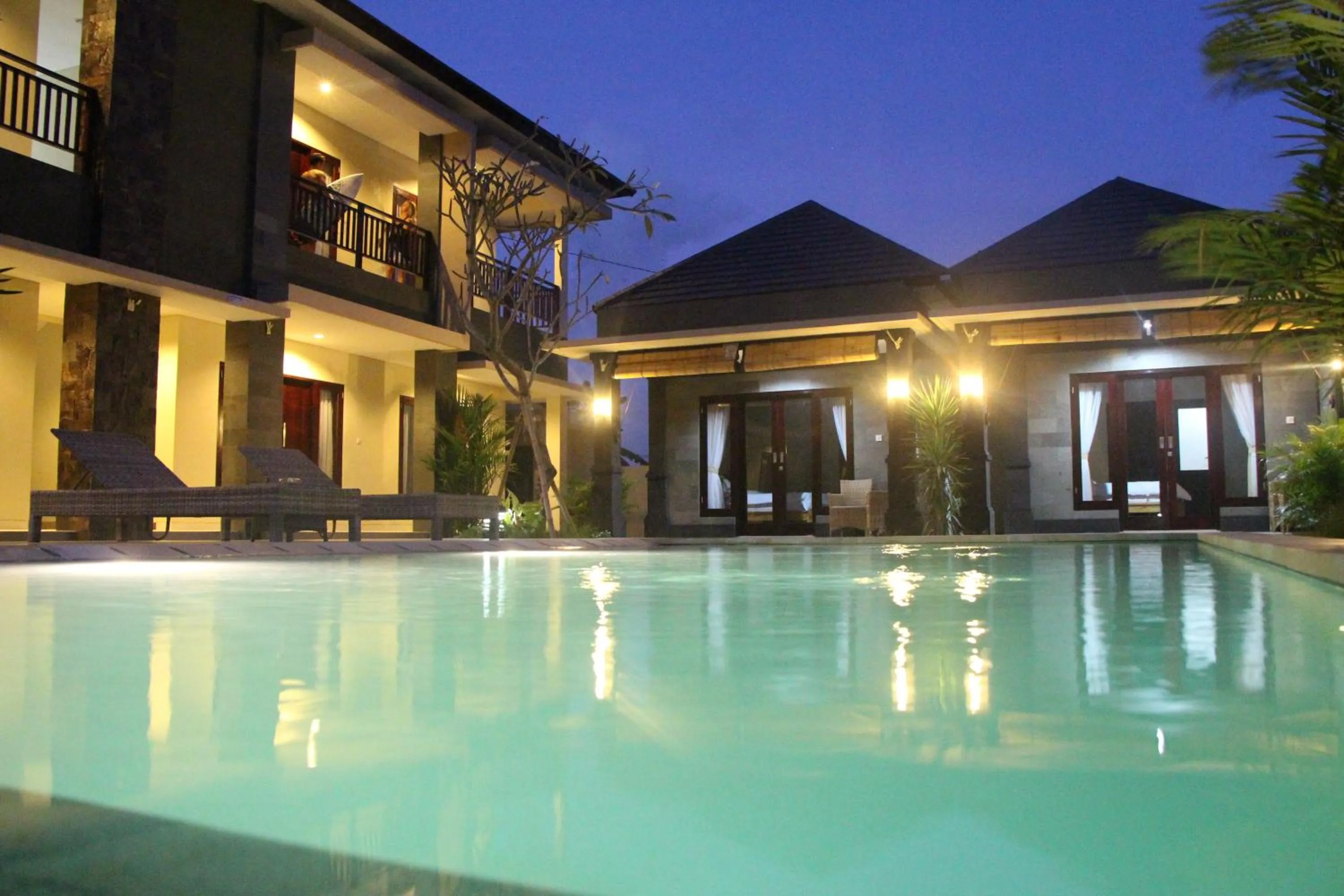 Deluxe Double Room with Small Kitchen in Jonsen Homestay