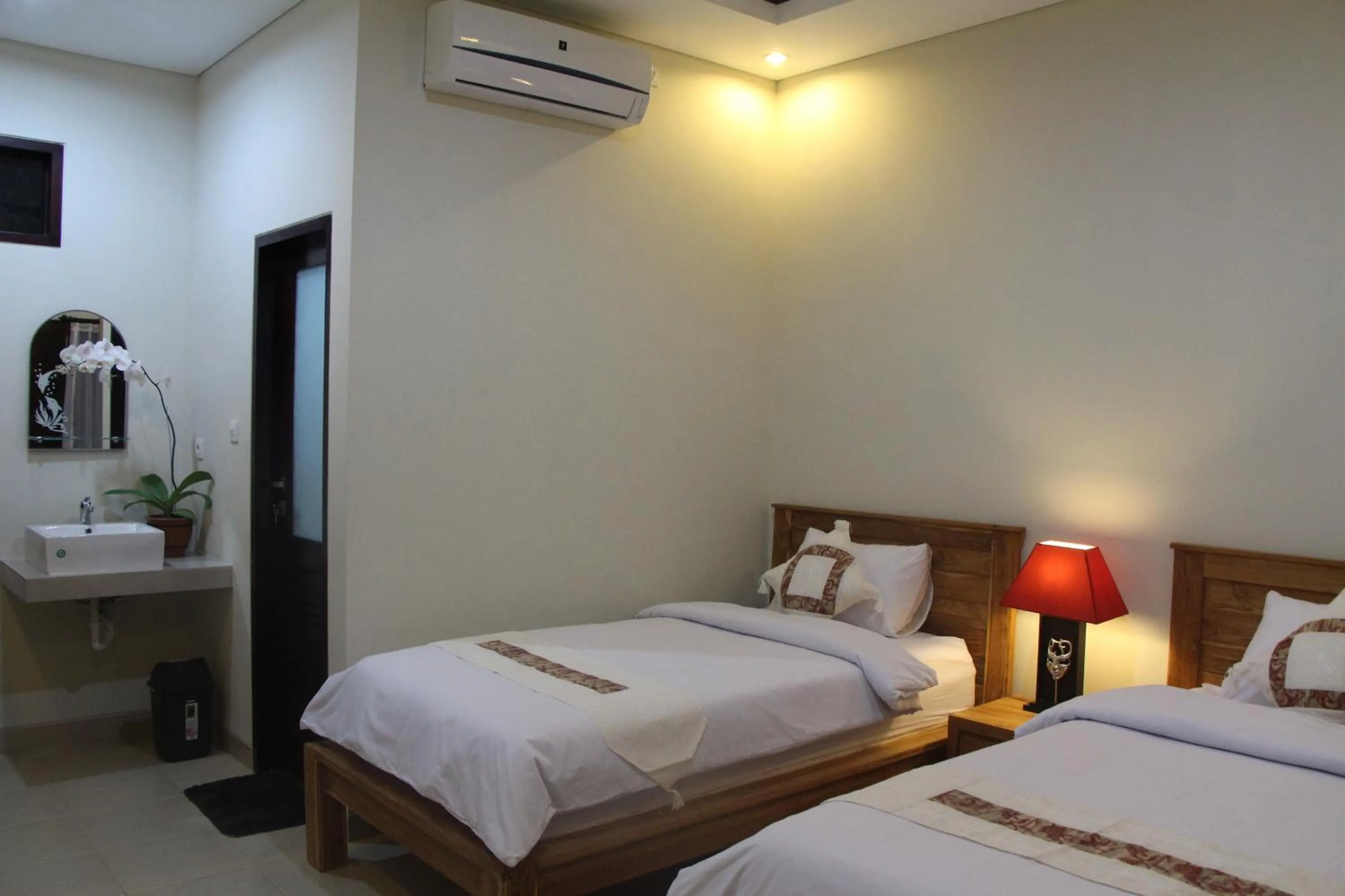 Standard Twin Room in Jonsen Homestay