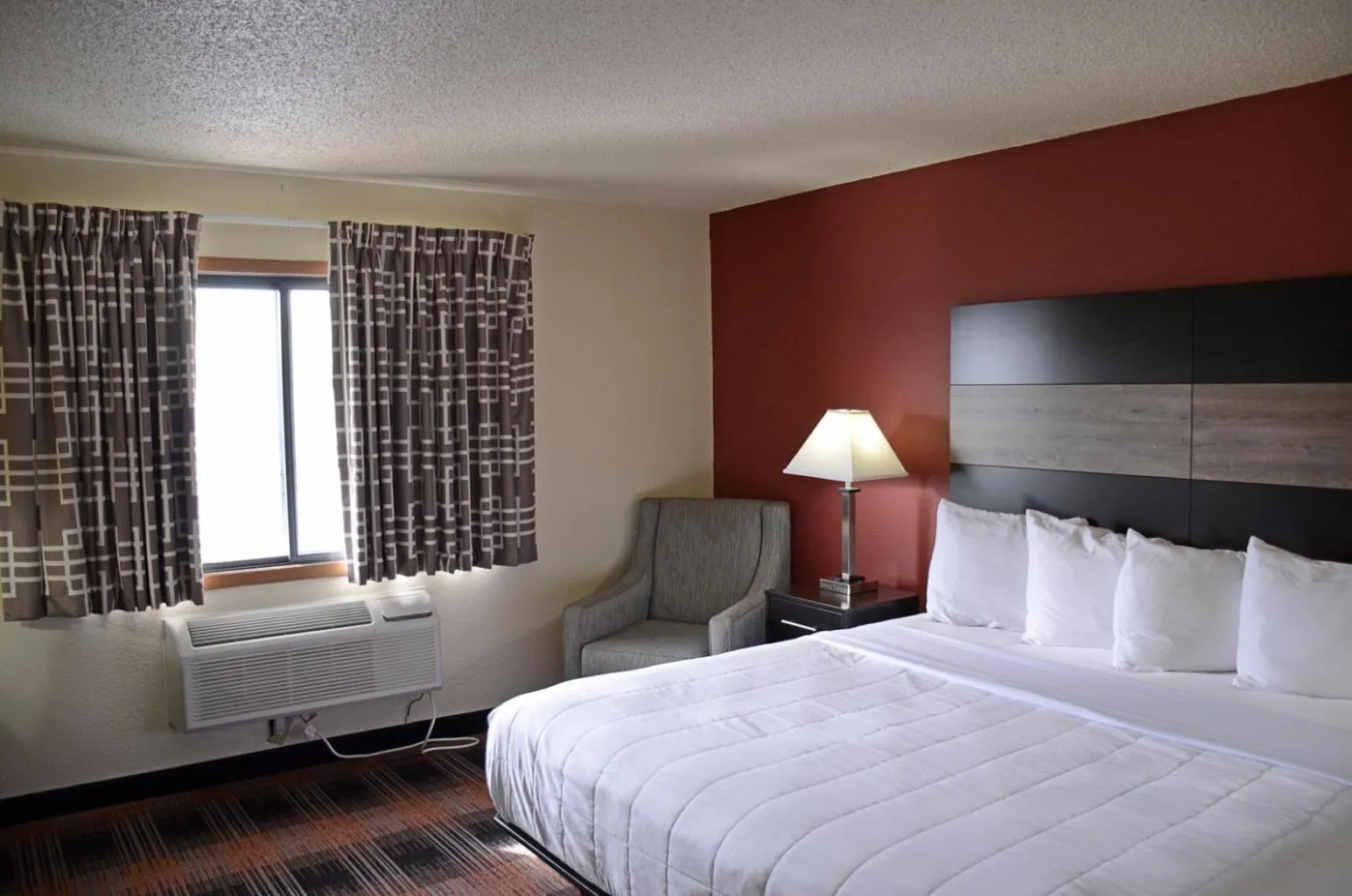 King Room - Mobility Access/Non-Smoking in Baymont by Wyndham Waupun