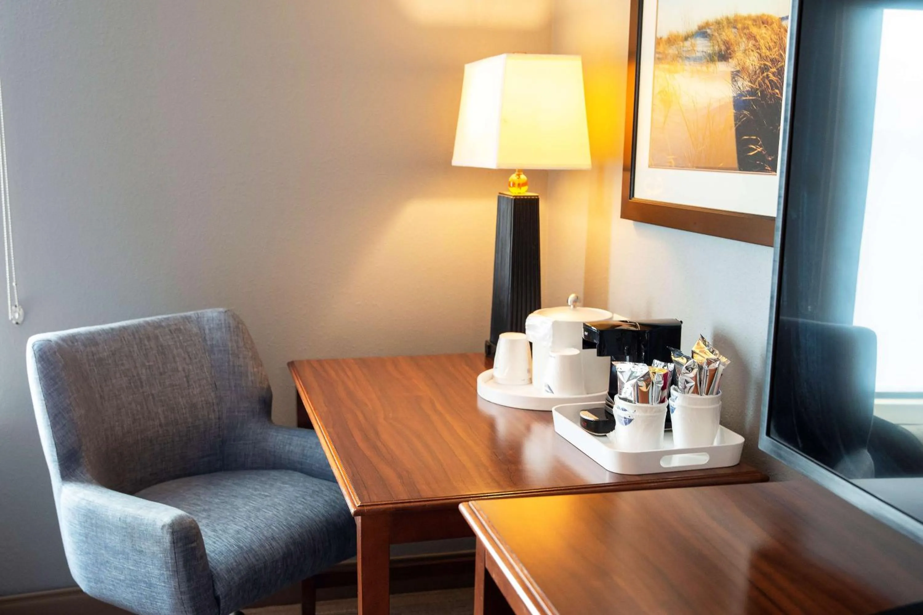 King Room - Mobility Access/Non-Smoking in Hampton Inn & Suites Jacksonville