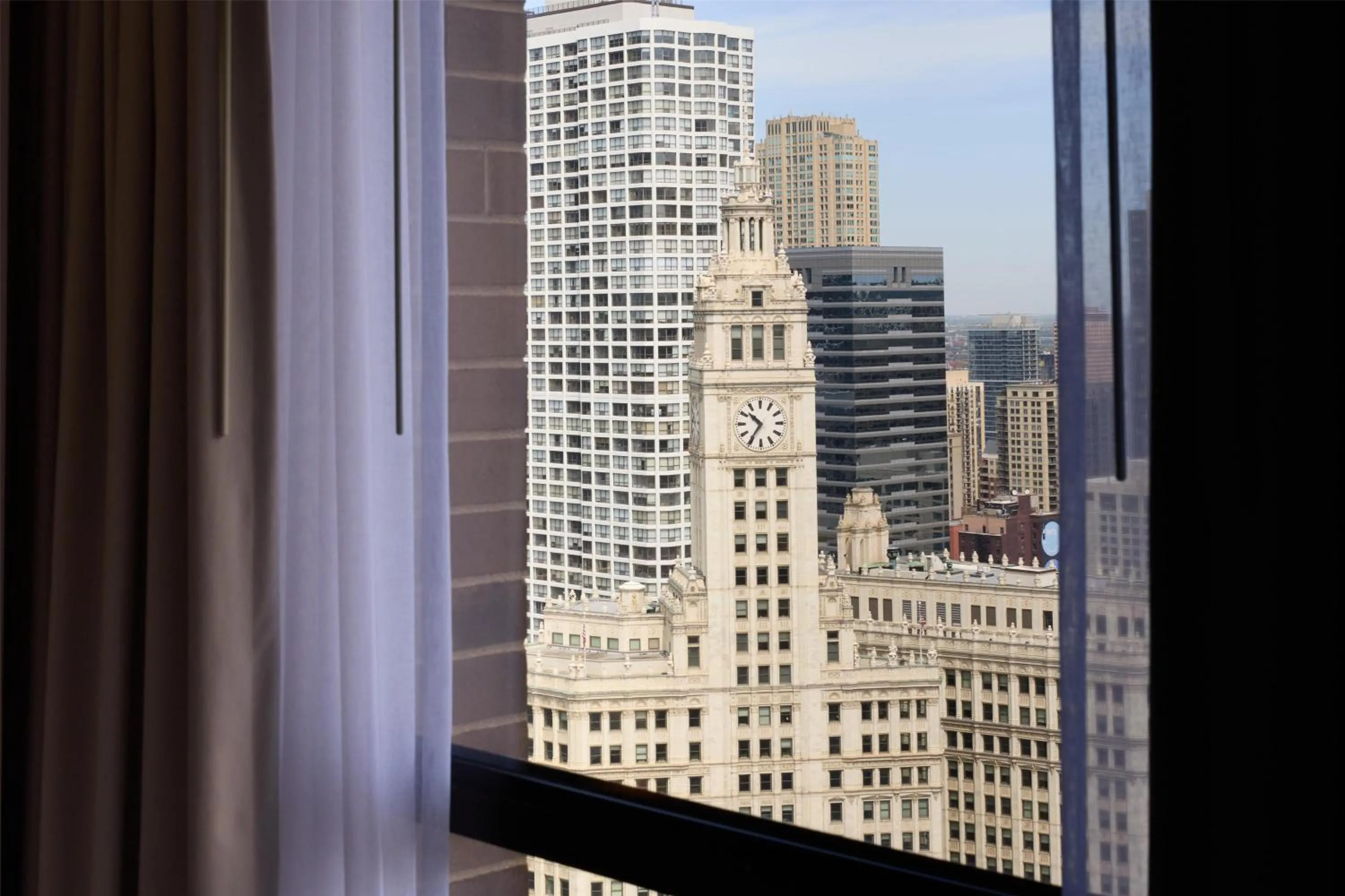 Queen Room with Two Queen Beds and City View in Hyatt Regency Chicago