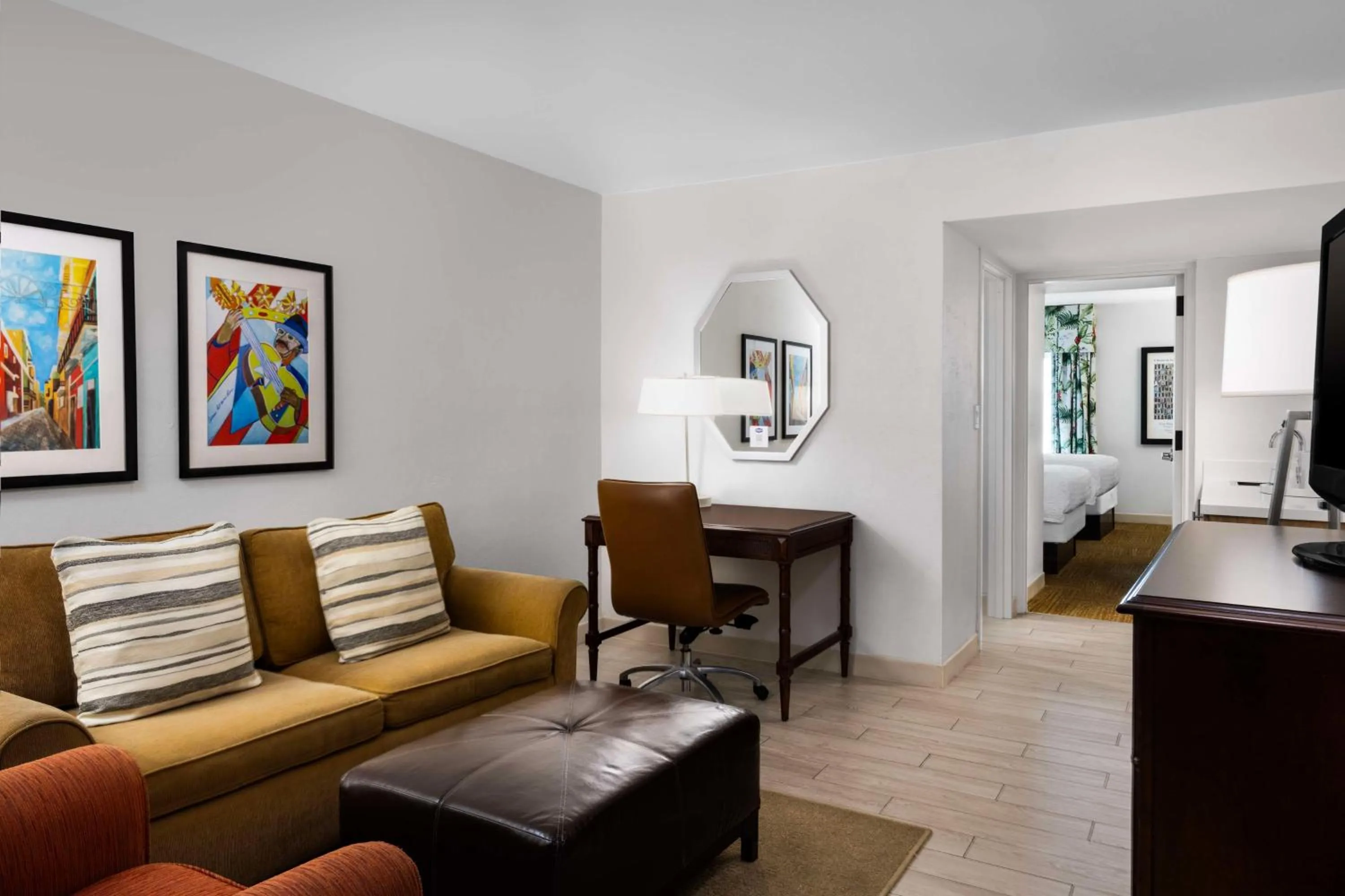 Suite with Two Double Beds and Pool View in Hampton Inn & Suites San Juan