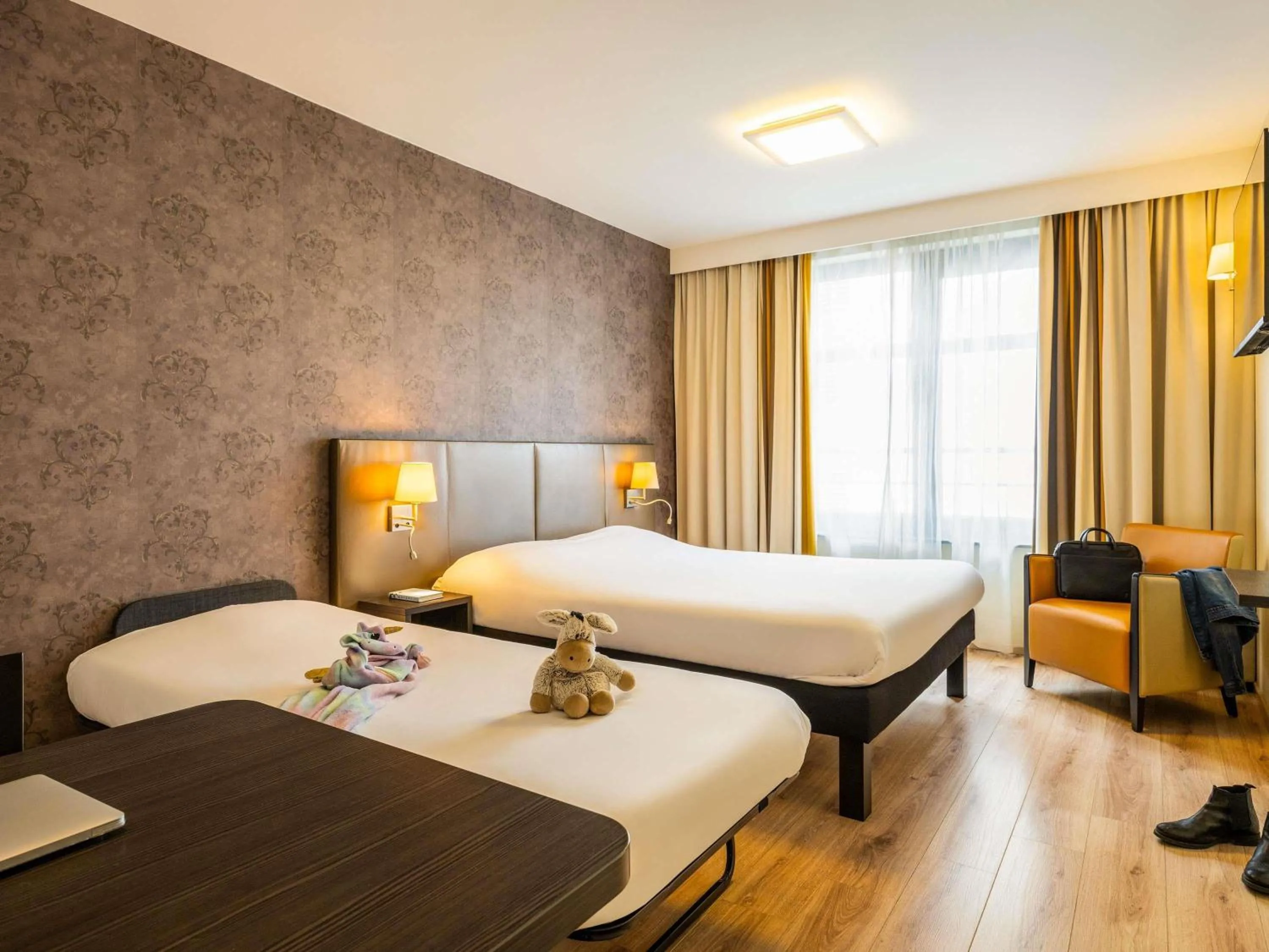 Superior Double Room with Rollaway Bed in ibis Styles Hotel Brussels Centre Stéphanie
