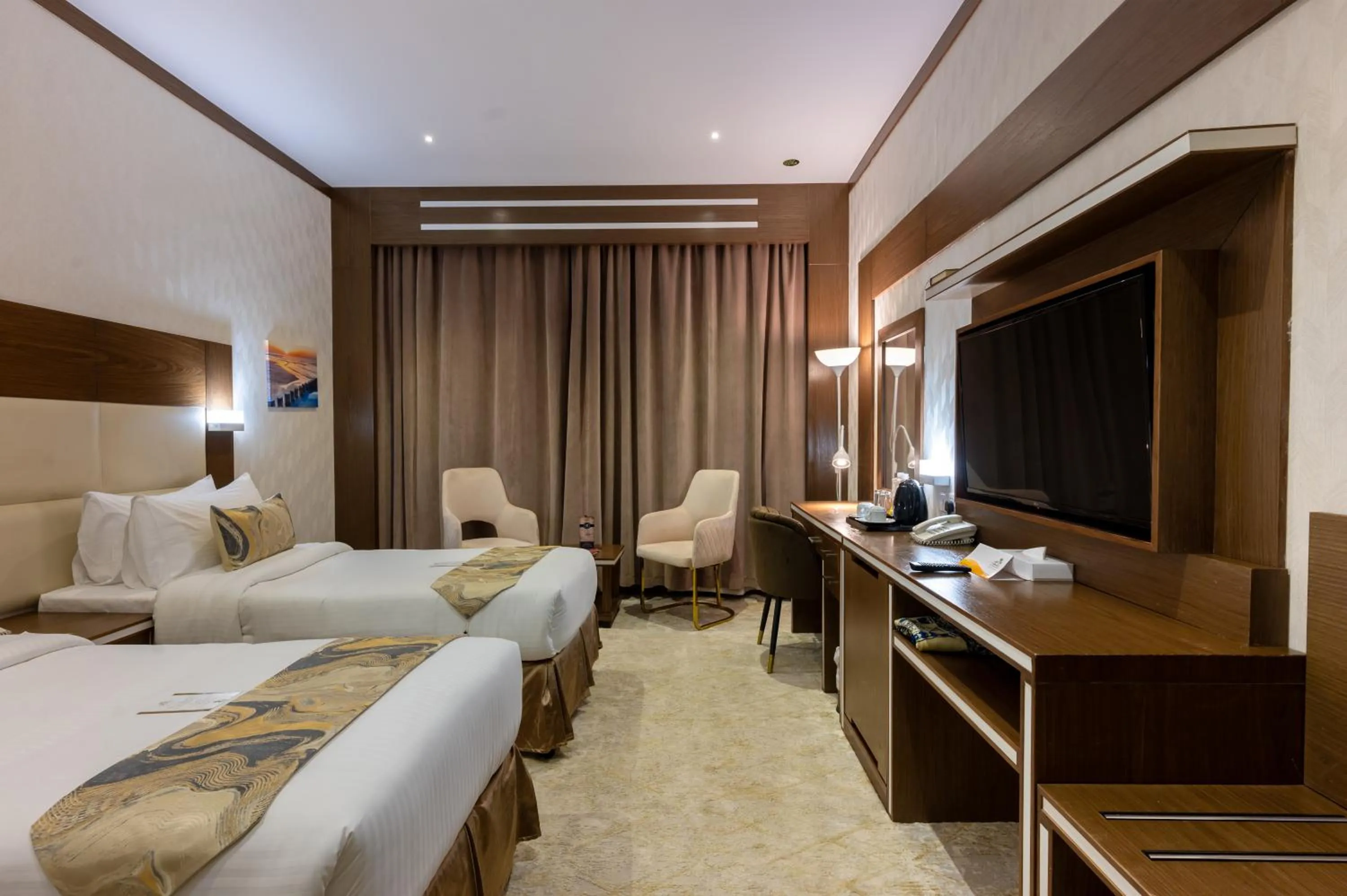 Deluxe Double Room in Ras Al Khaimah Hotel