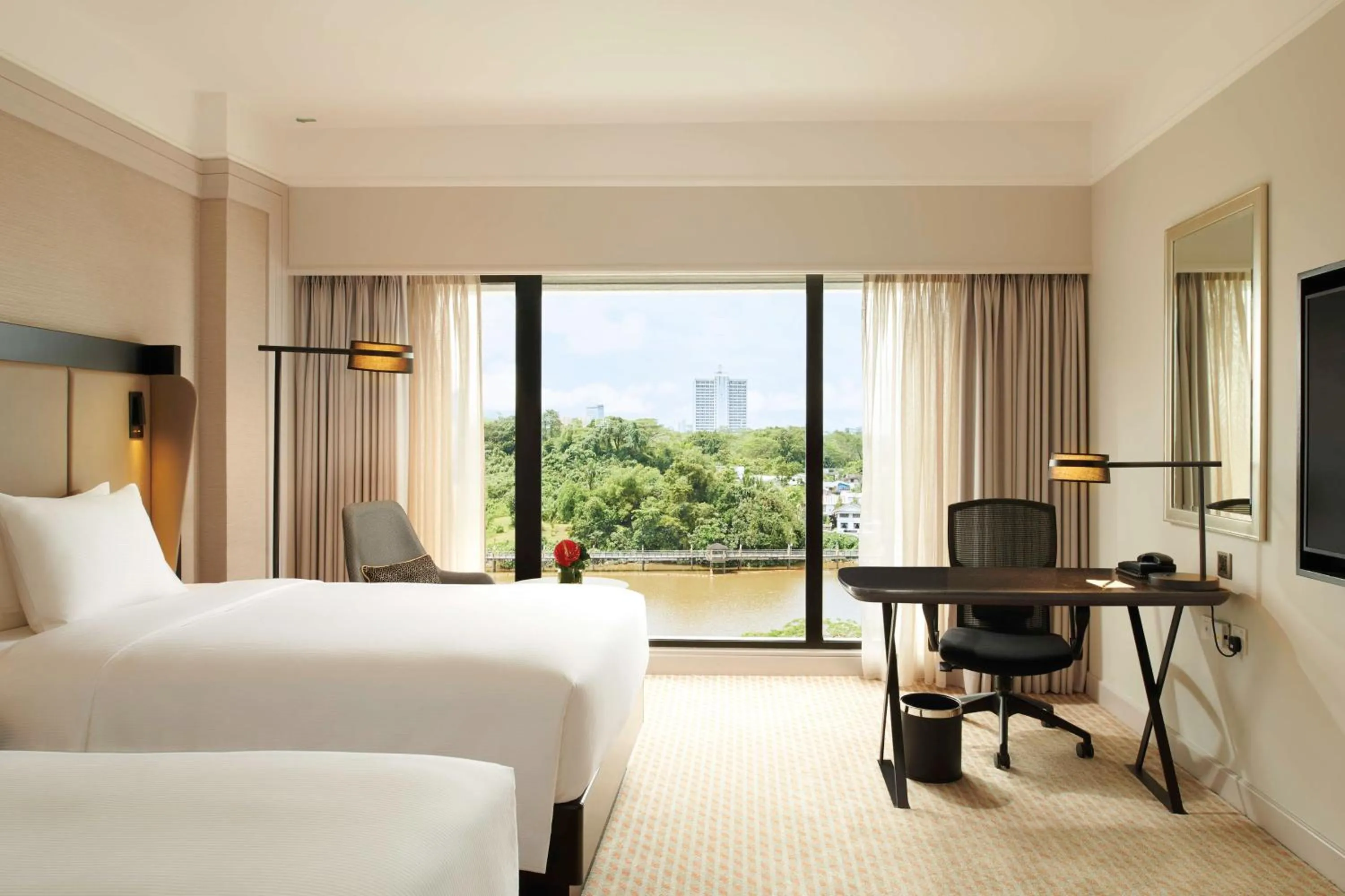 Executive Twin Room in Hilton Kuching Hotel