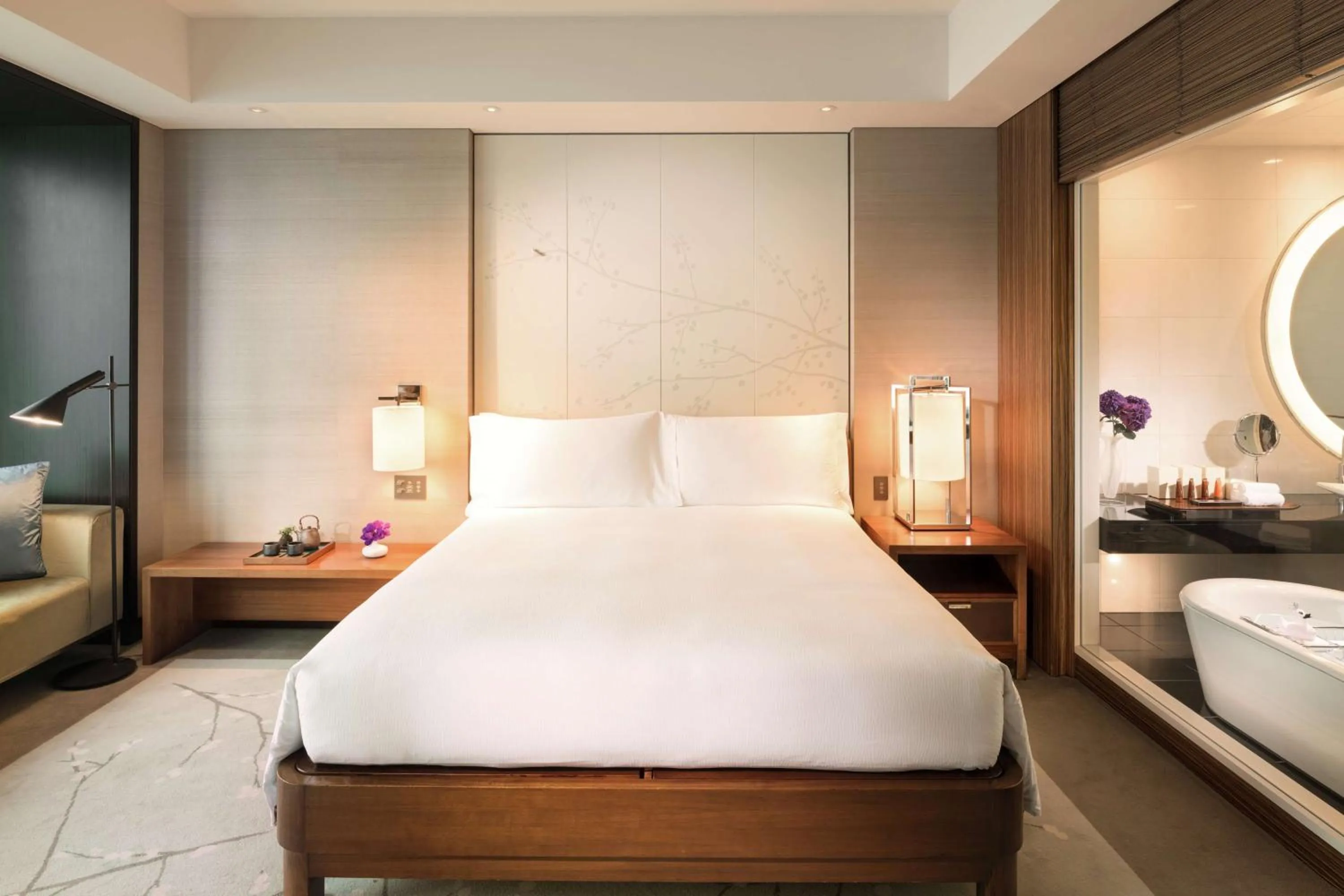 King Room with Bay View in Conrad Tokyo