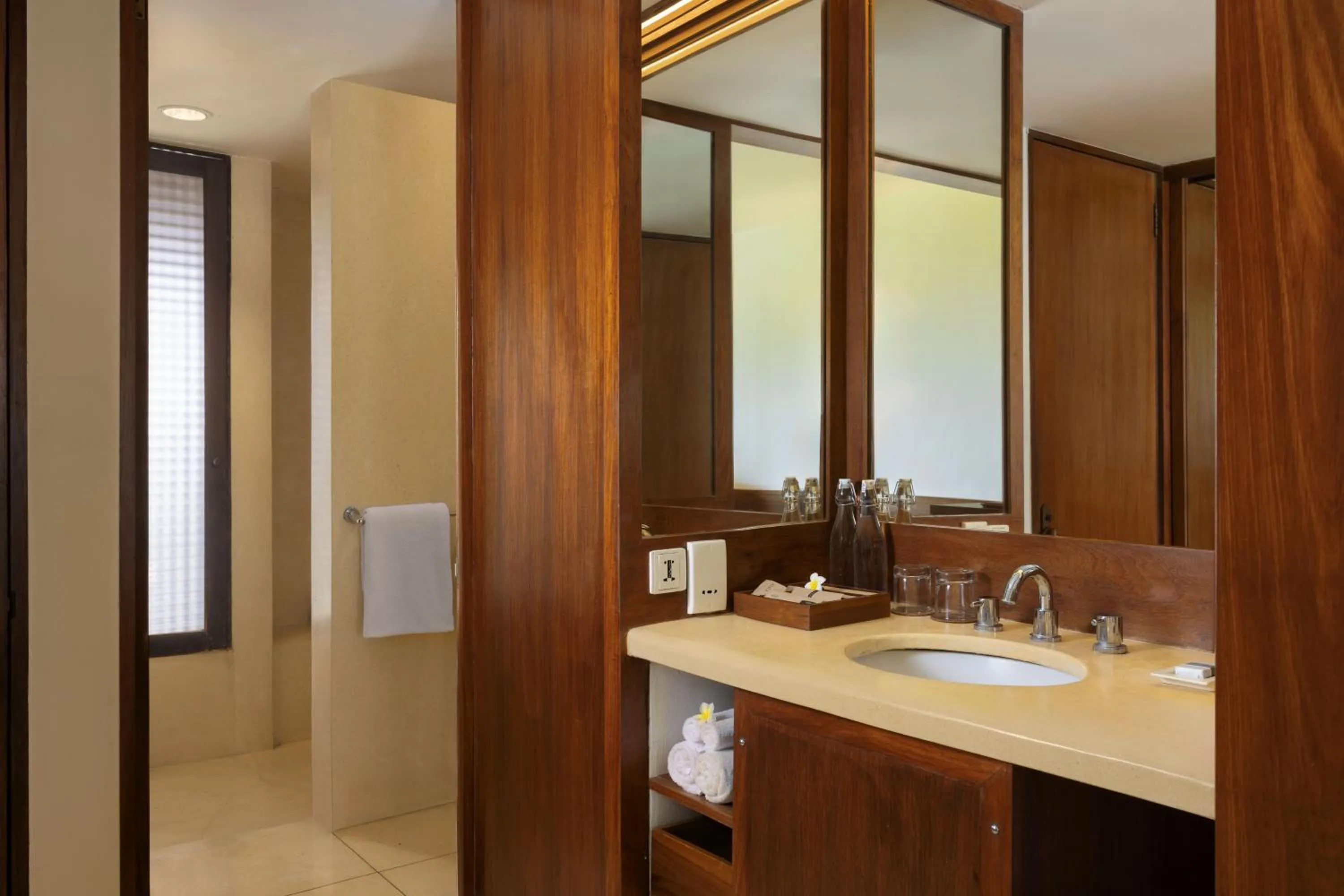 King Room in Alila Manggis