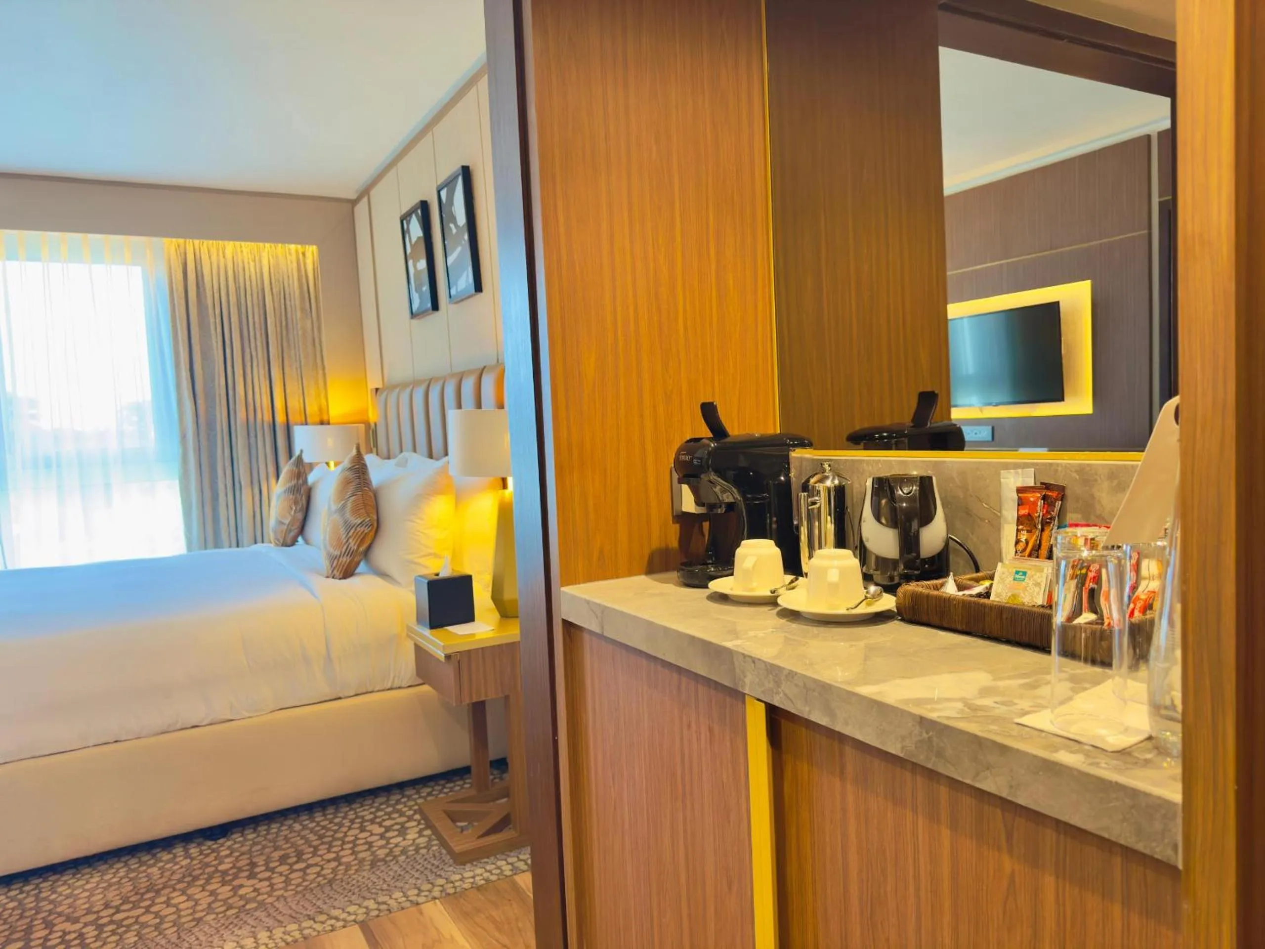 Junior Twin Suite - Club Lounge Access in InterContinental Lusaka by IHG