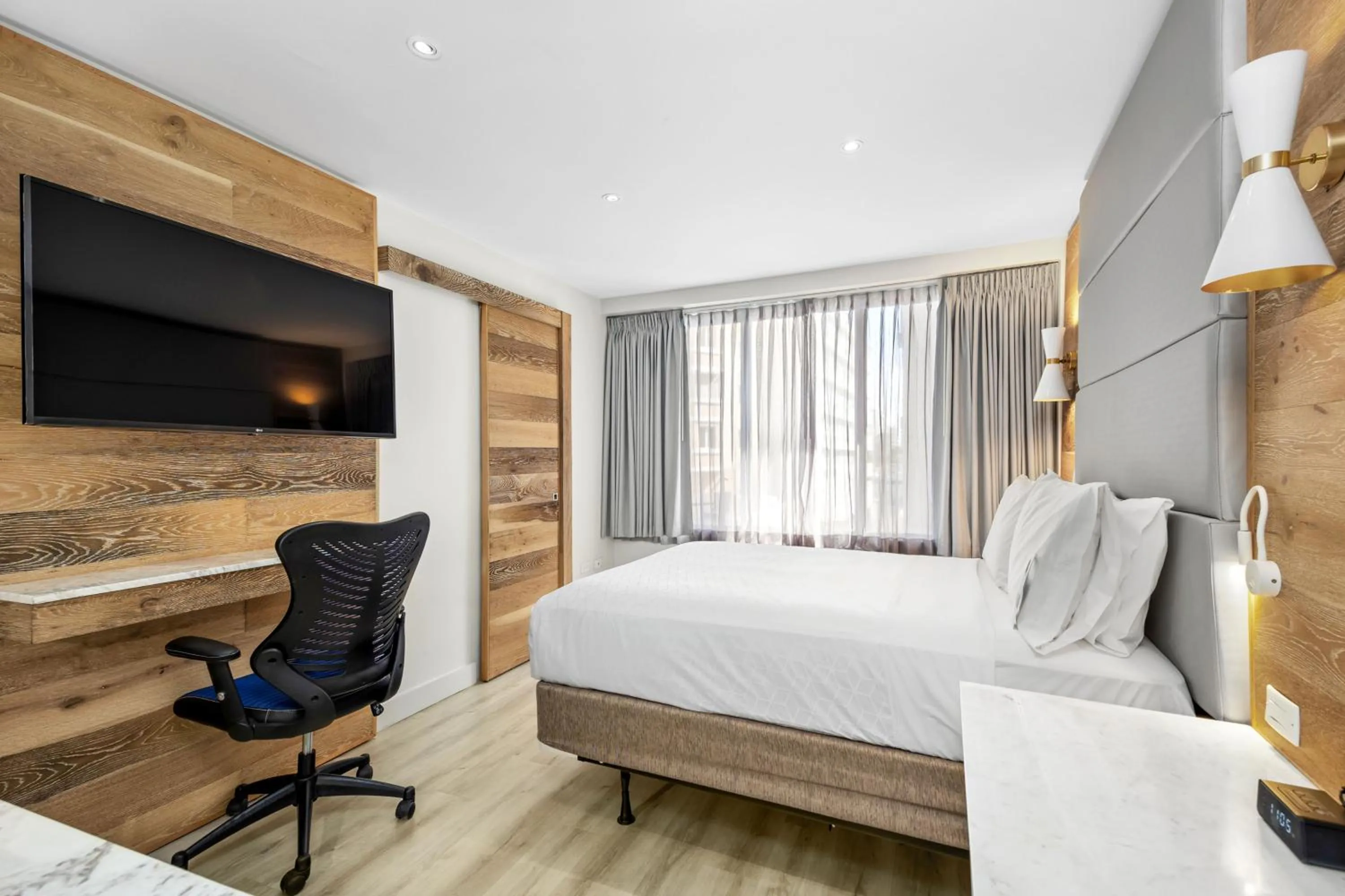 Standard Queen Room in Holiday Inn Express San Juan Condado by IHG