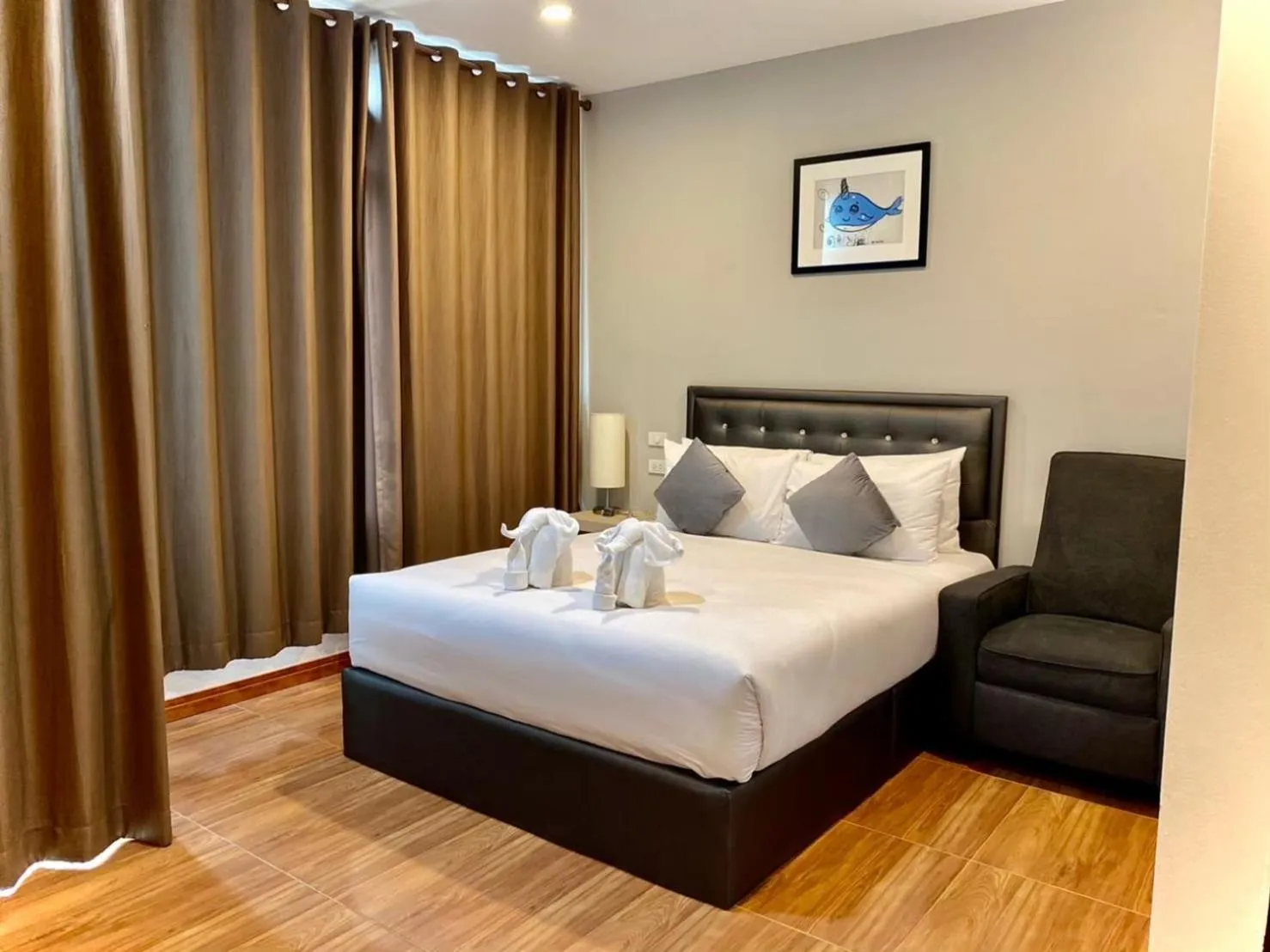 Deluxe Queen Room in The Vet Boutique Hotel - SHA Extra Plus