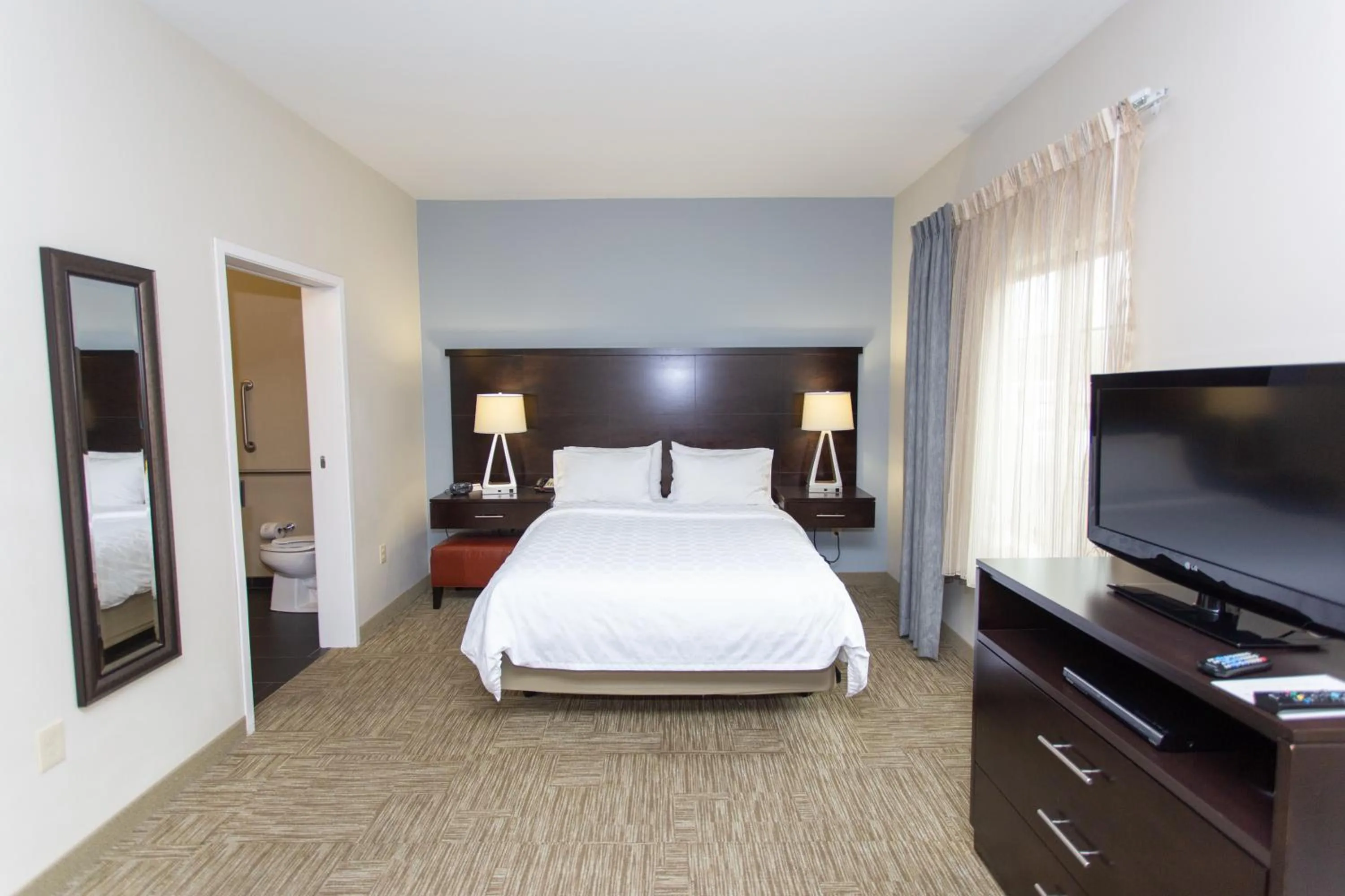 Studio Suite in Staybridge Suites Bowling Green by IHG