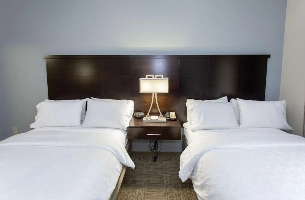 One-Bedroom Suite with Two Double Beds in Staybridge Suites Bowling Green by IHG