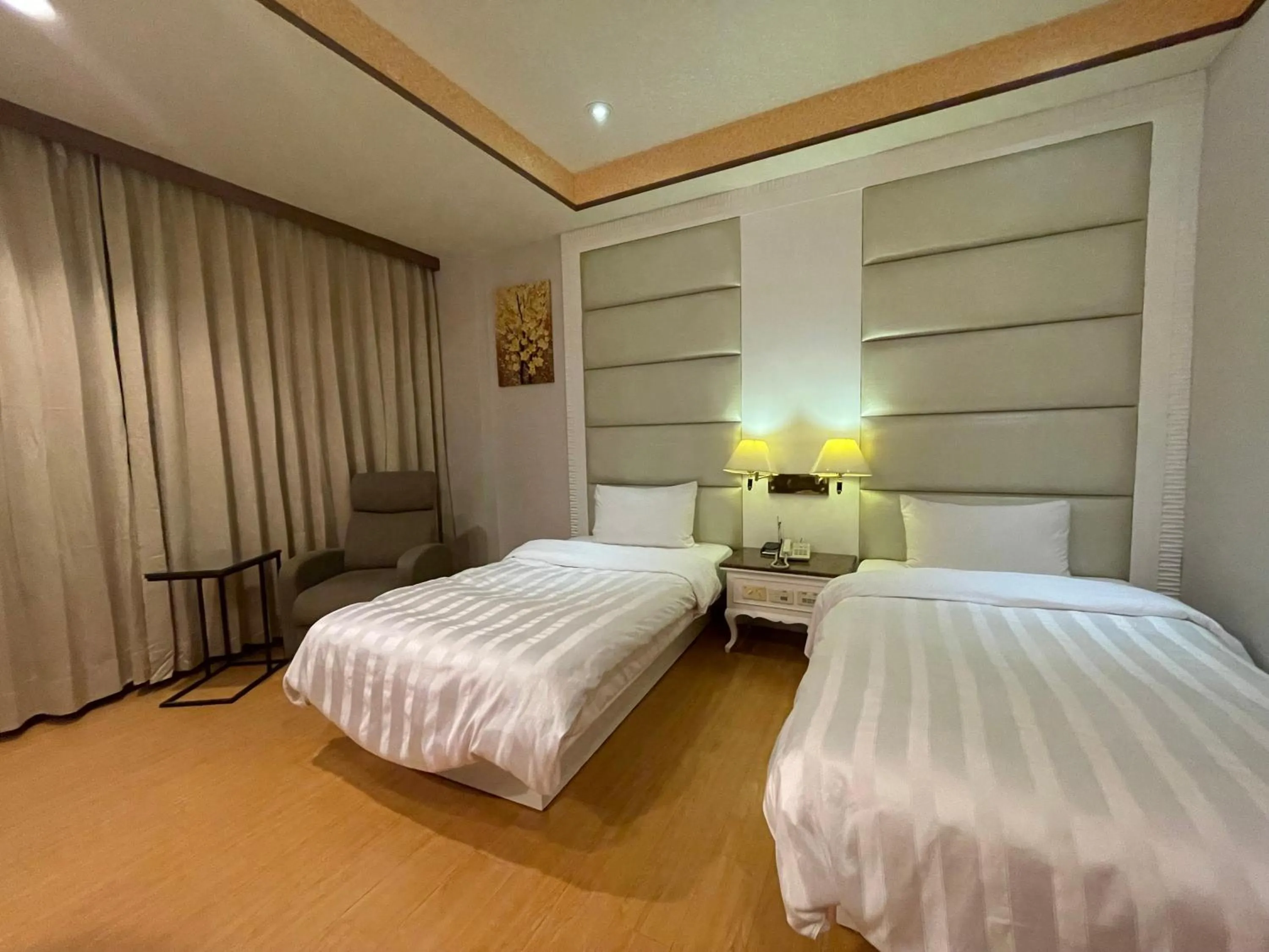 Twin Room in Wenpin Hotel - Pier 2