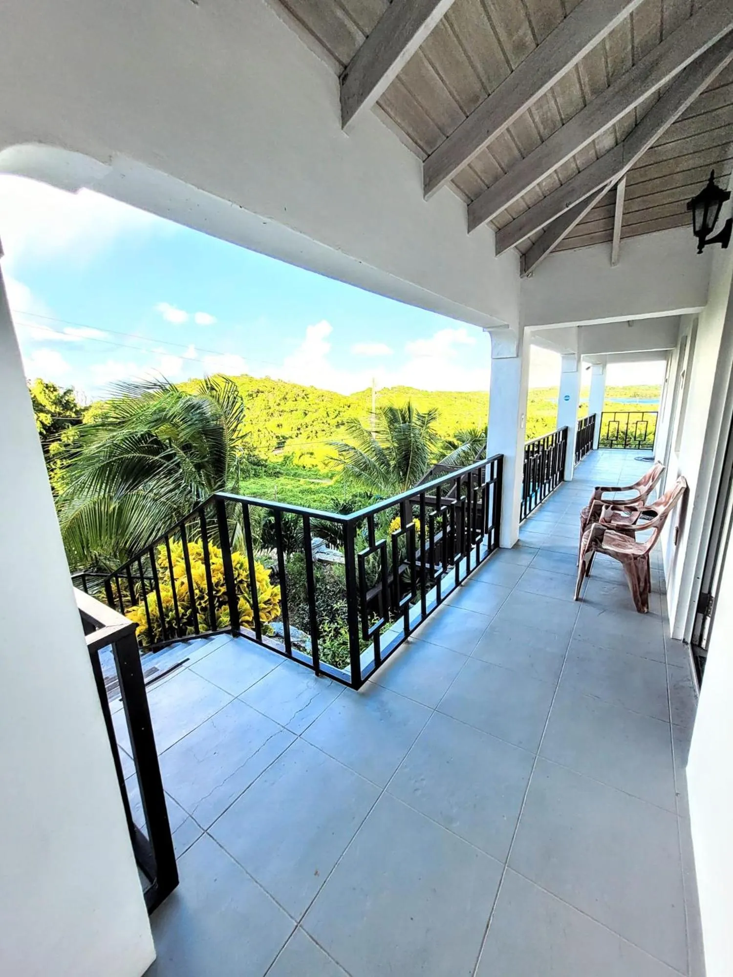 King Room in Ellen Bay Inn