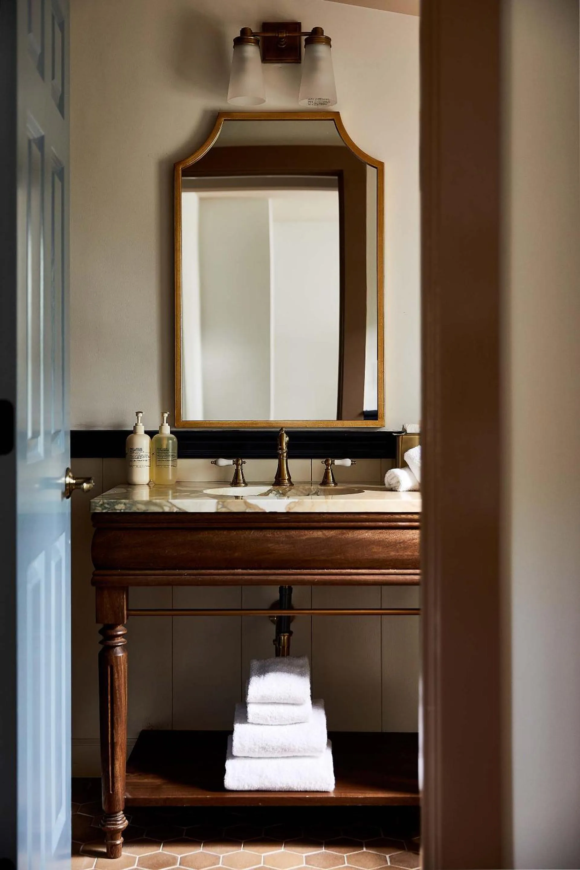 Deluxe King With Terrace in Blue Iris