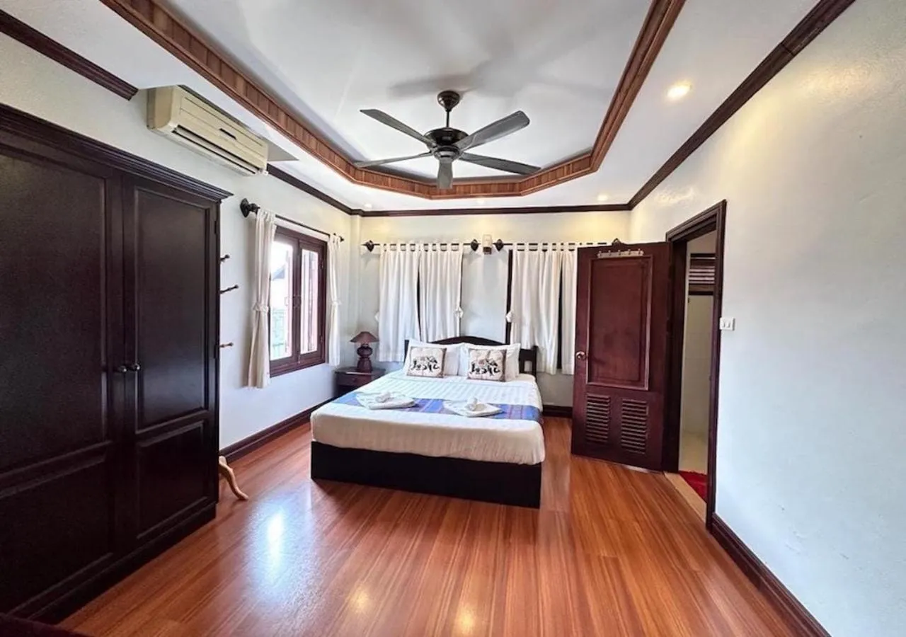 Deluxe Double Room in Y Not Lao Villa