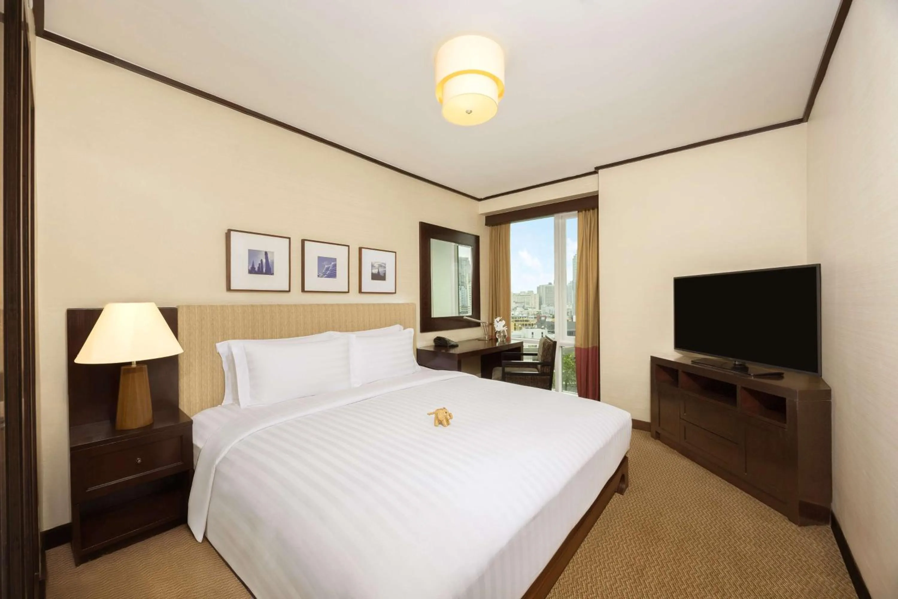 One-Bedroom Suite in Conrad Bangkok Residences