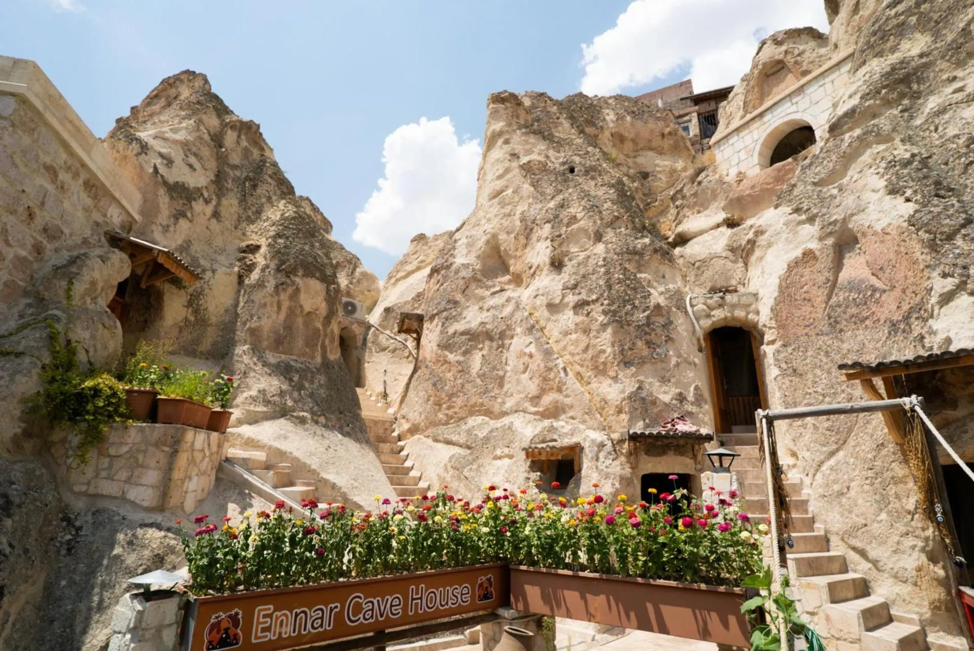 Deluxe King Studio in Cappadocia Ennar Cave Swimming Pool Hot & SPA