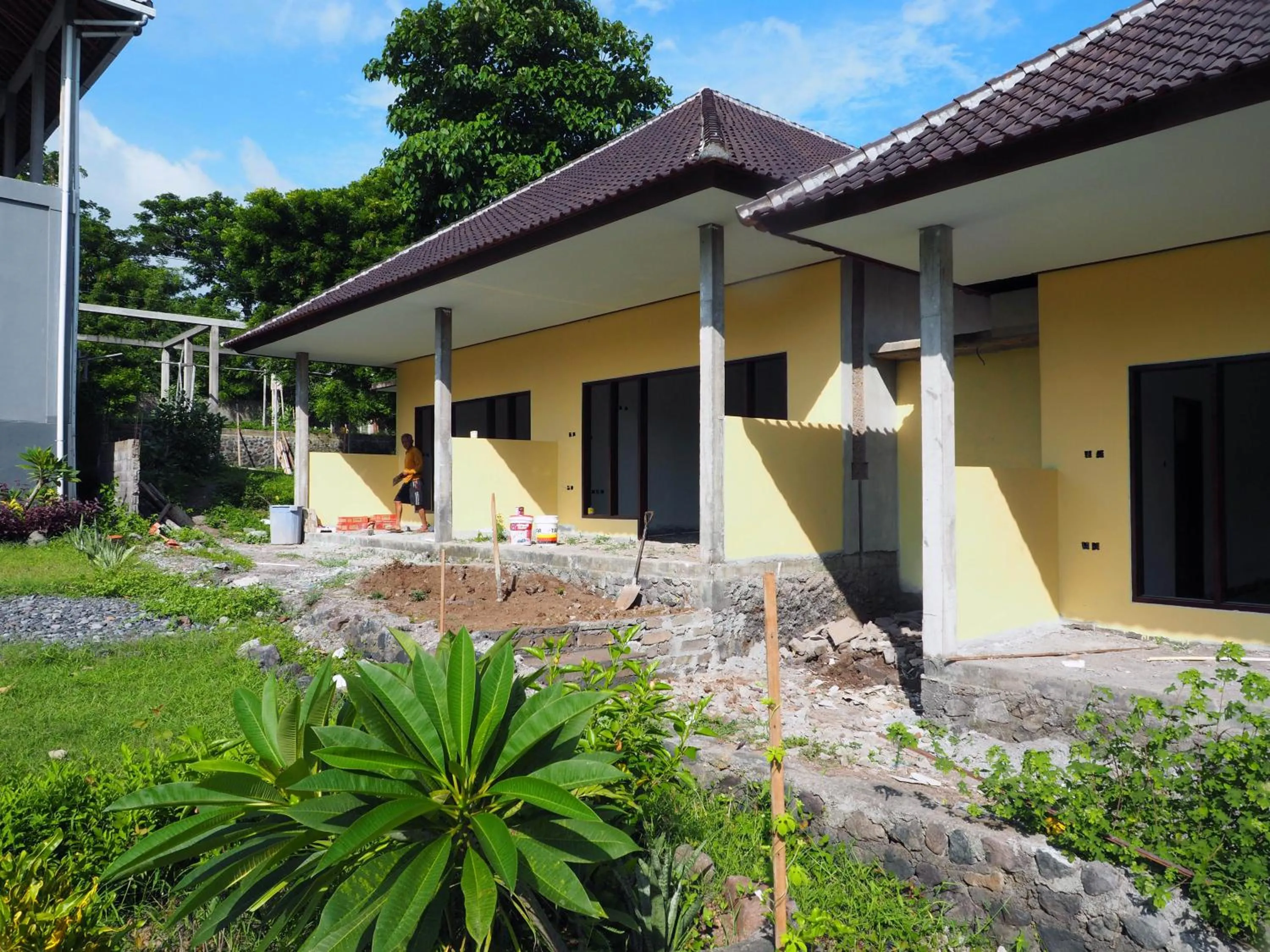 Deluxe Double or Twin Room with Pool View in Scuba Tribe Bali dive-resort