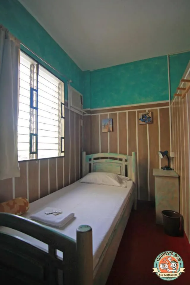 Single Room in Gabby's Bed & Breakfast