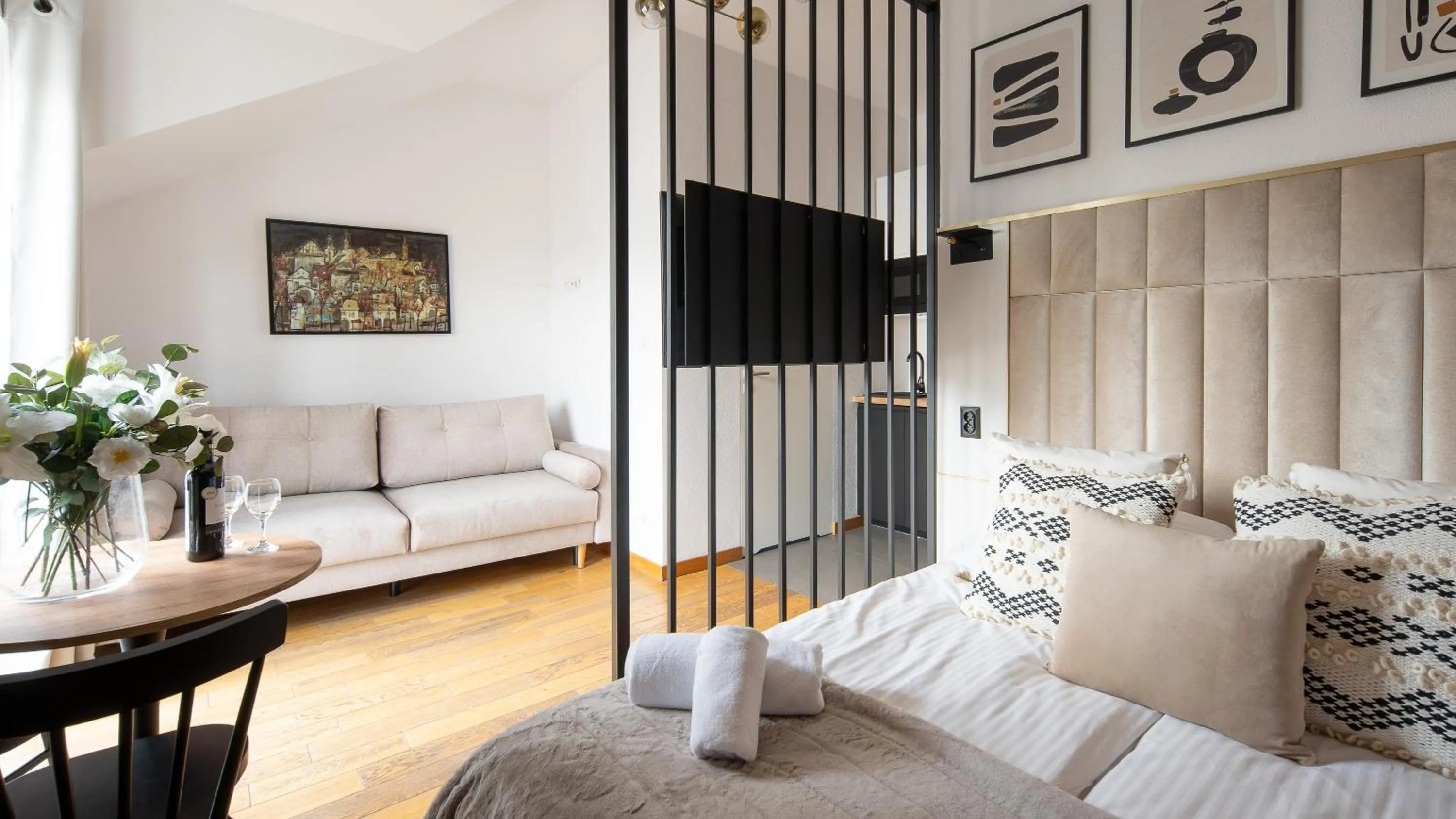 Studio z balkonem i widokiem na miasto in Aparthotel Delta Boutique